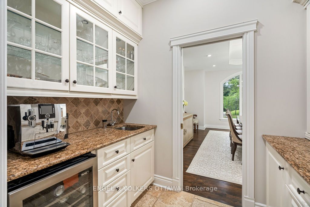 1412 Houston Crescent Property Photo 16
