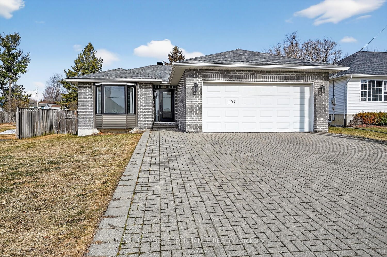 107 Lorne Street Property Photo 6