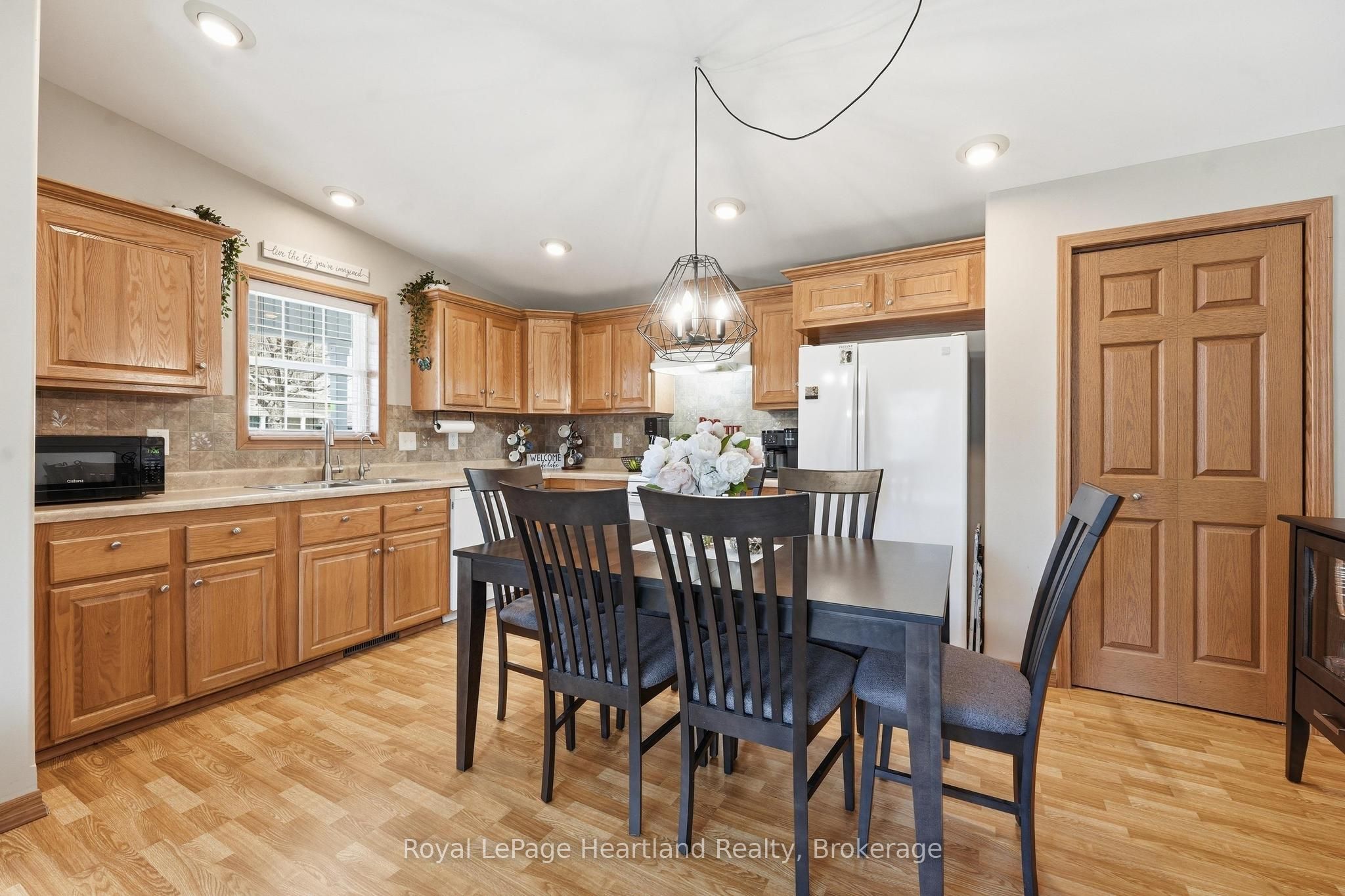 12 Cherokee Lane Property Photo 13