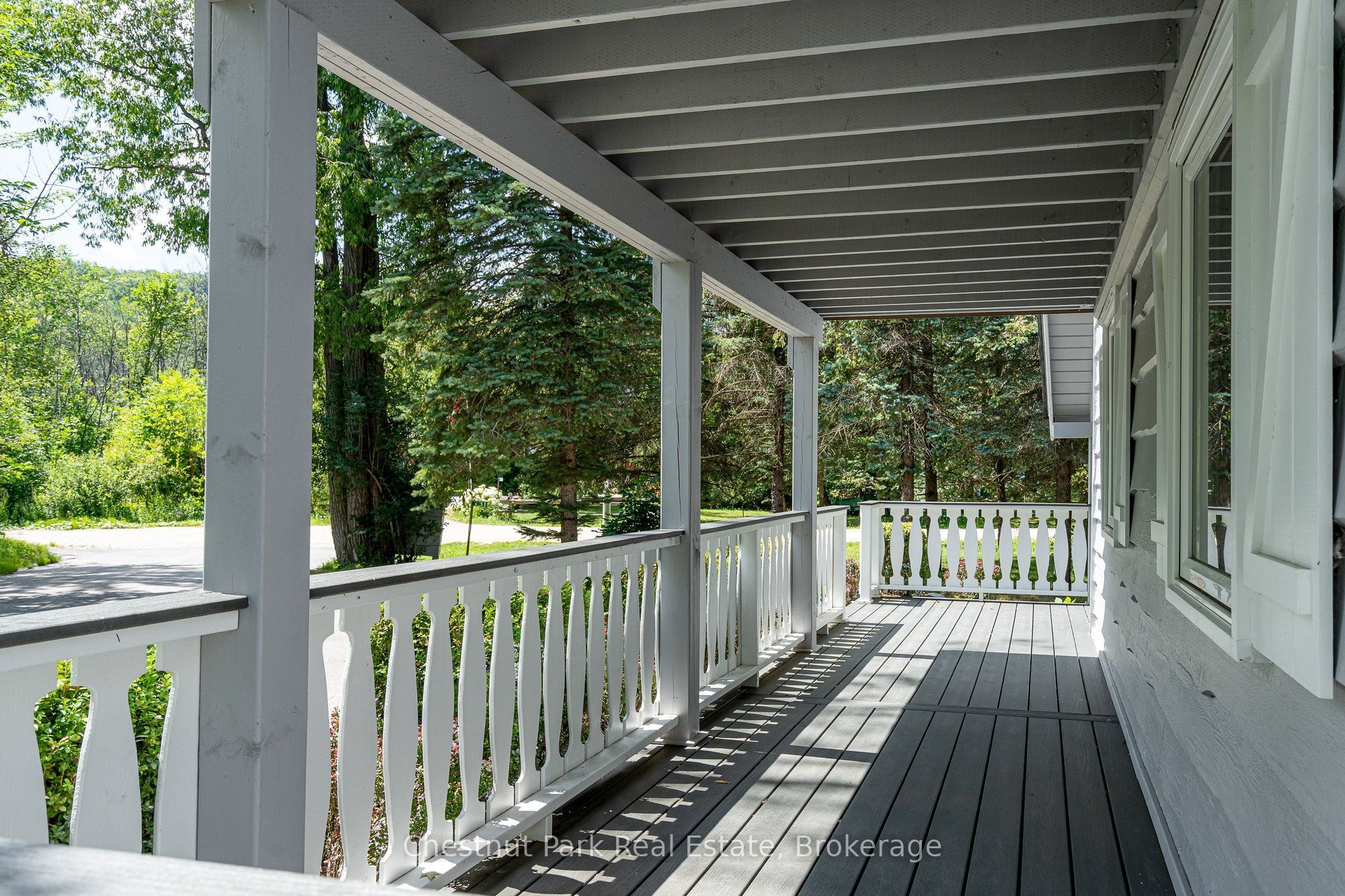 131 Martin Grove Property Photo 4