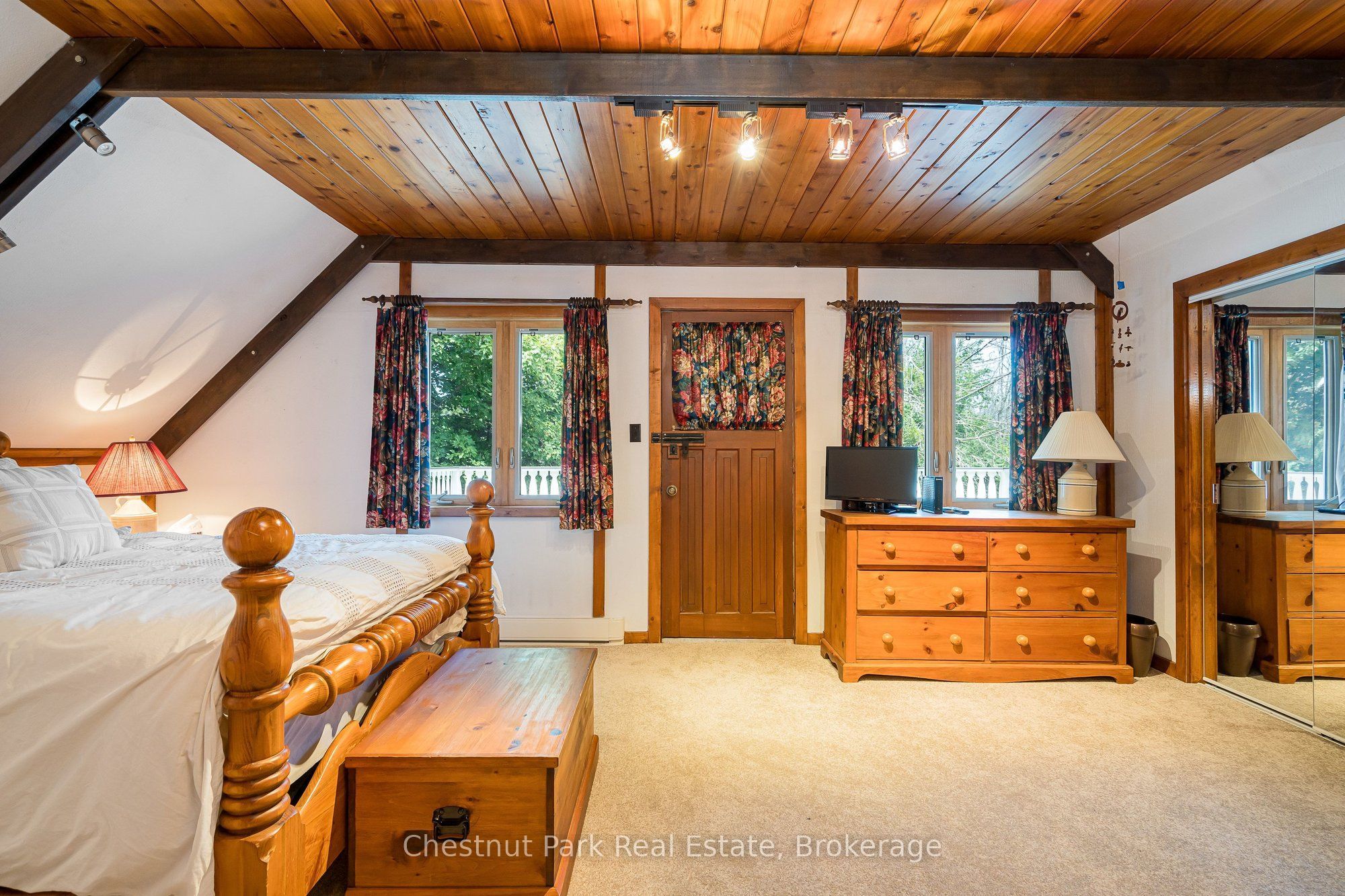 131 Martin Grove Property Photo 36