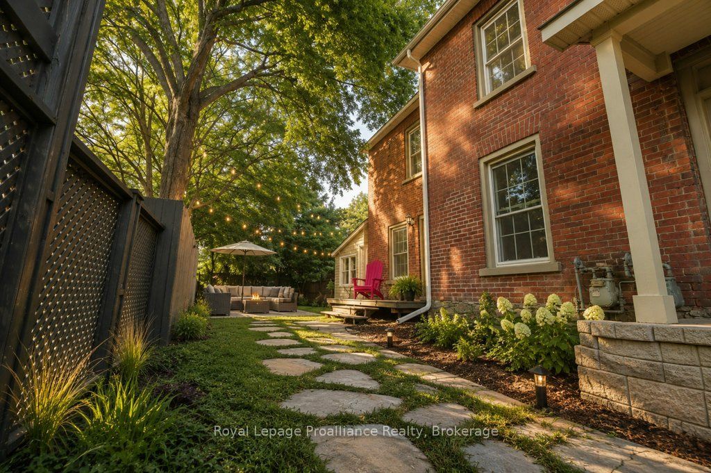 275 Charles Street Property Photo 43