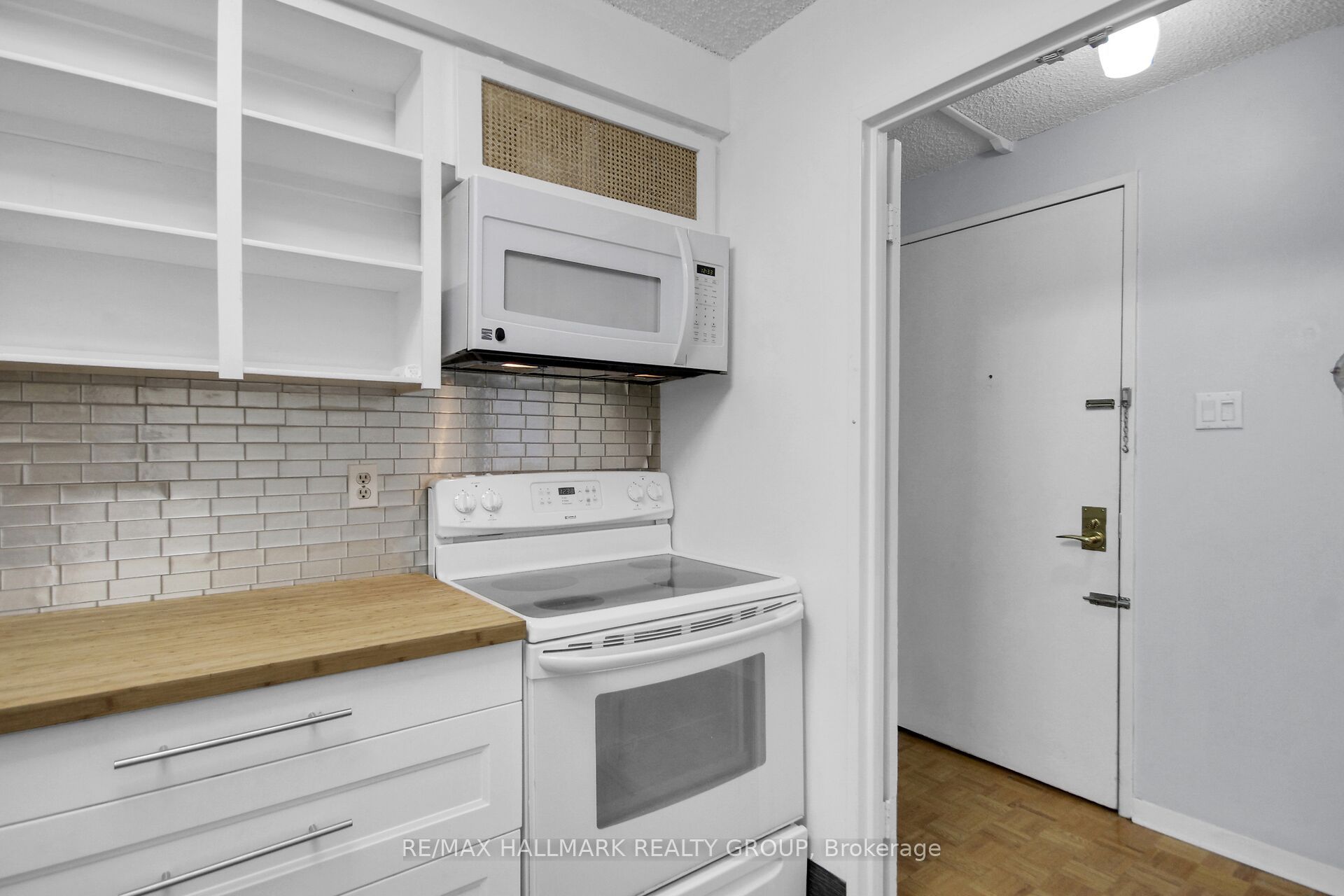 505 St Laurent Boulevard 1503 Property Photo 9