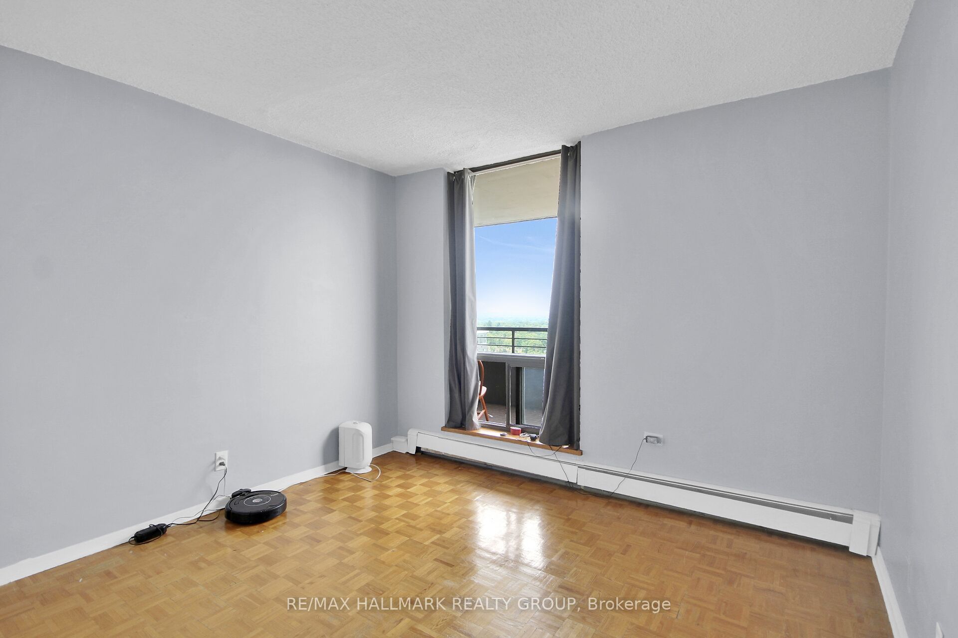 505 St Laurent Boulevard 1503 Property Photo 16