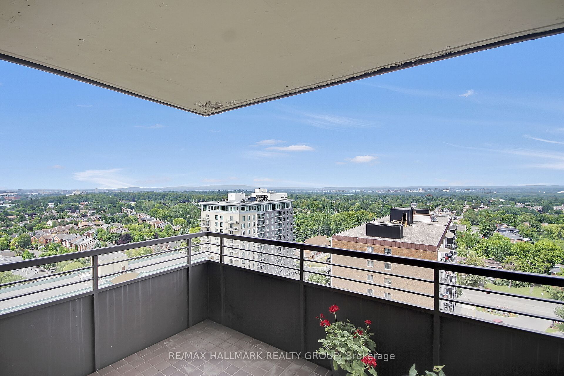 505 St Laurent Boulevard 1503 Property Photo 25