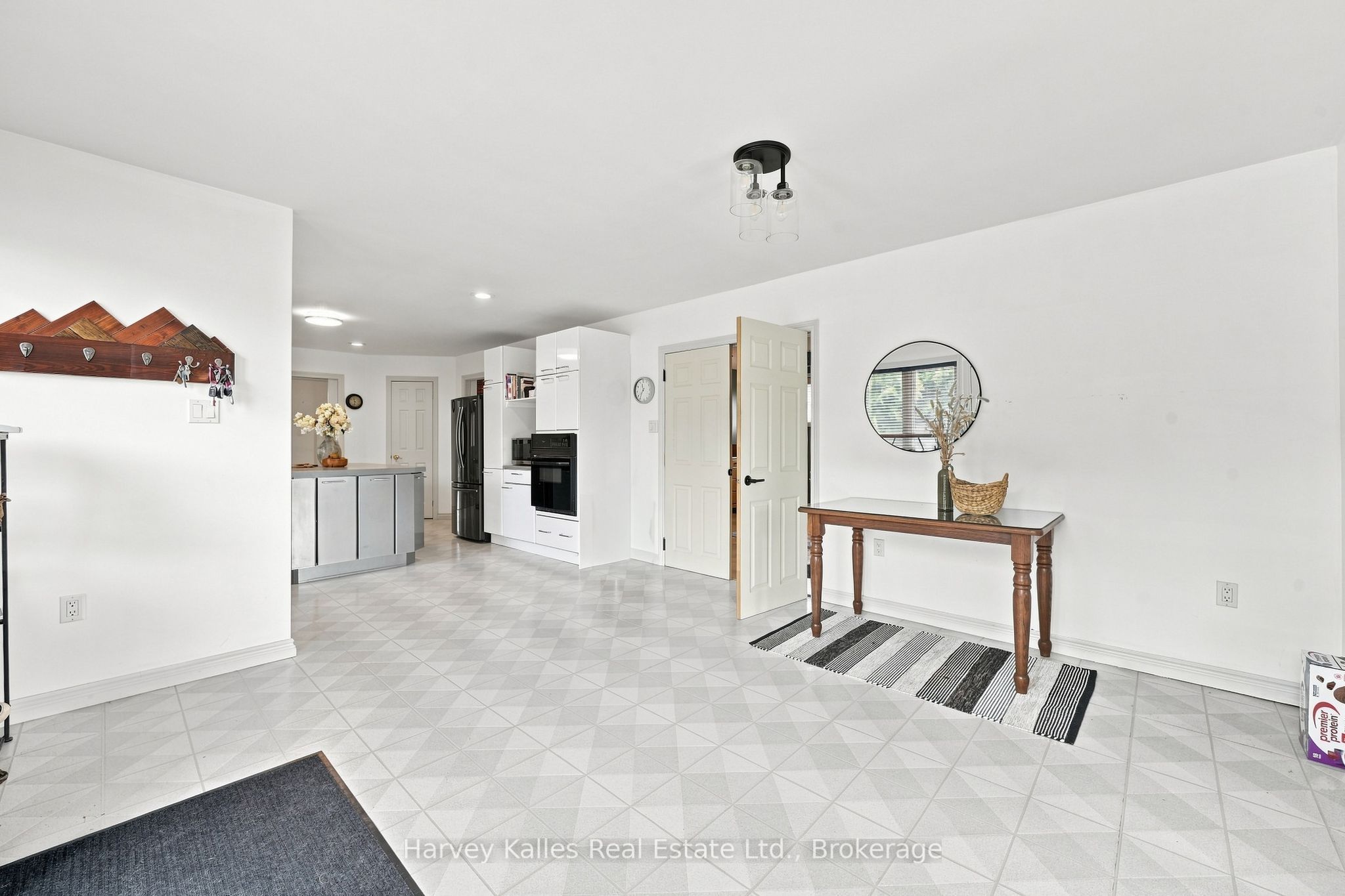 56 Golf Course Rd Road Property Photo 6