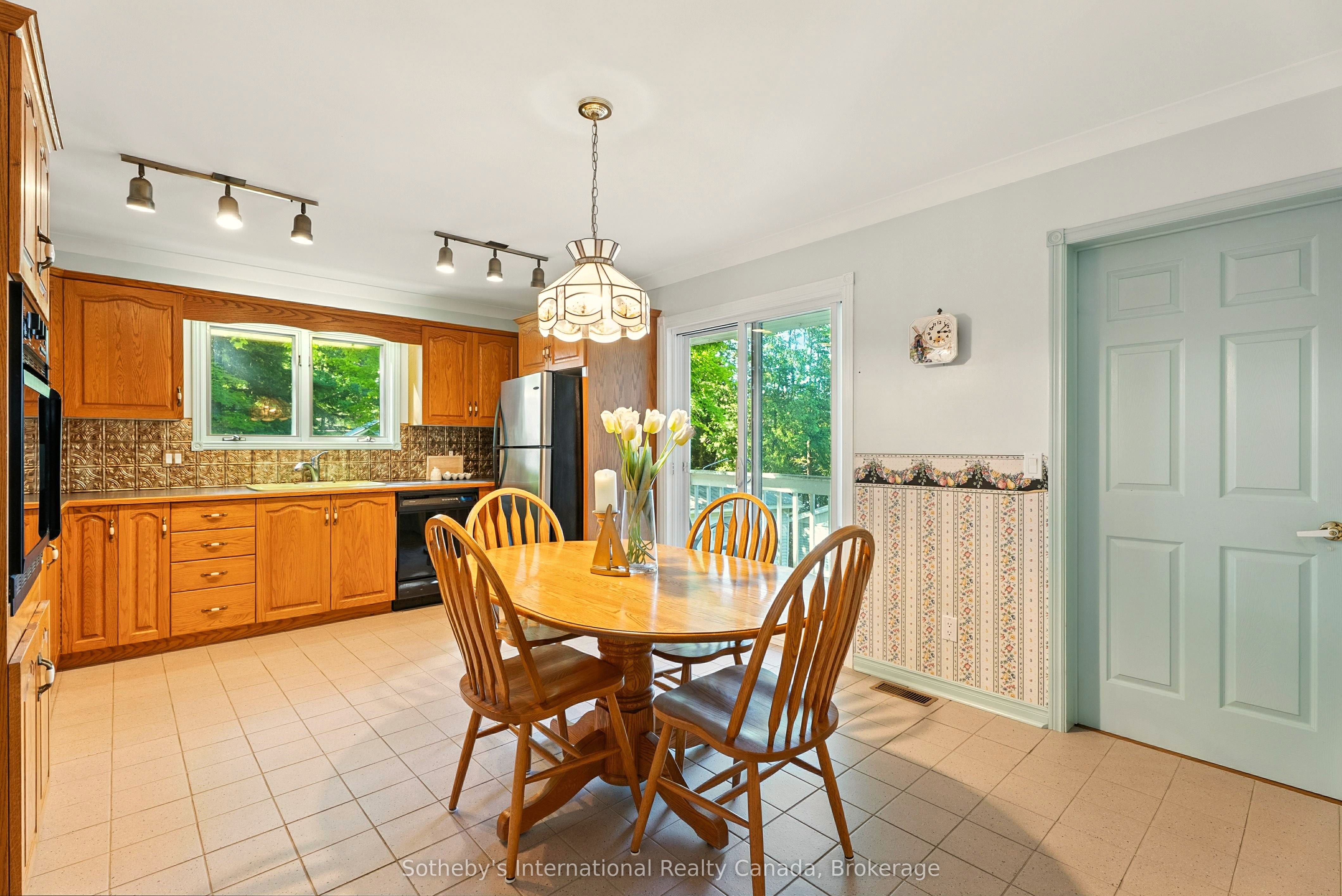326 Chikopi Road Property Photo 13