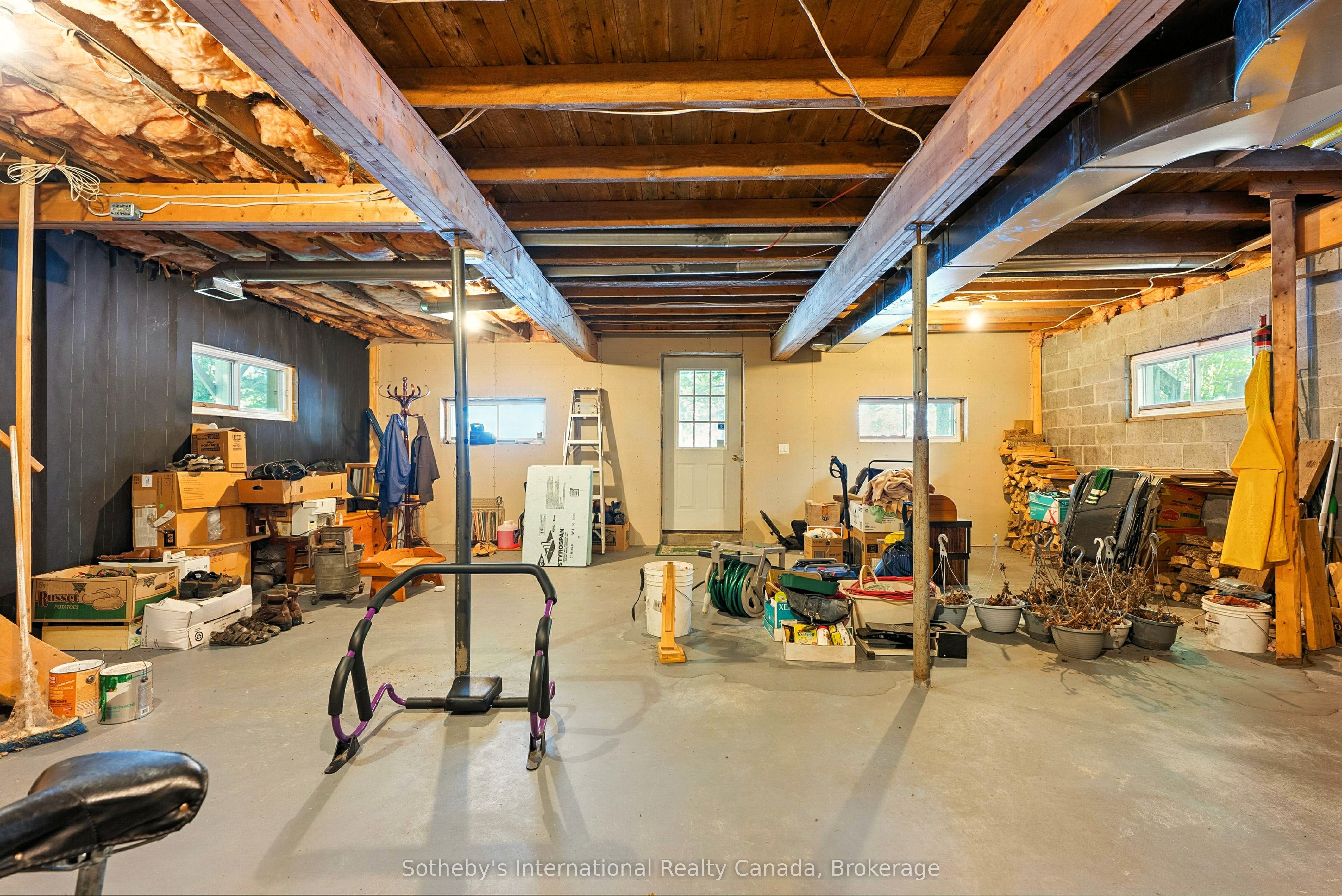 326 Chikopi Road Property Photo 32