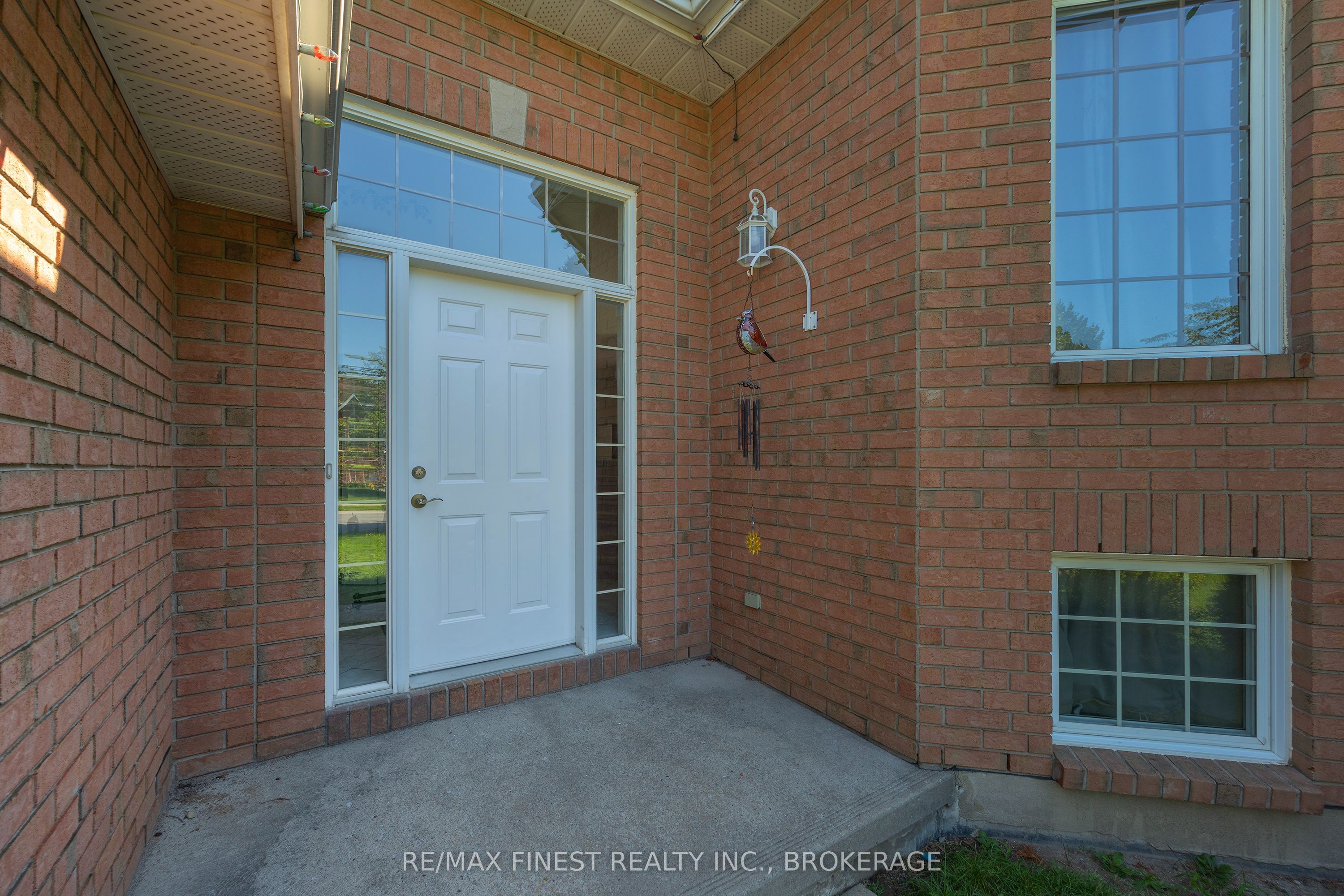 416 Sheila Court Property Photo 3