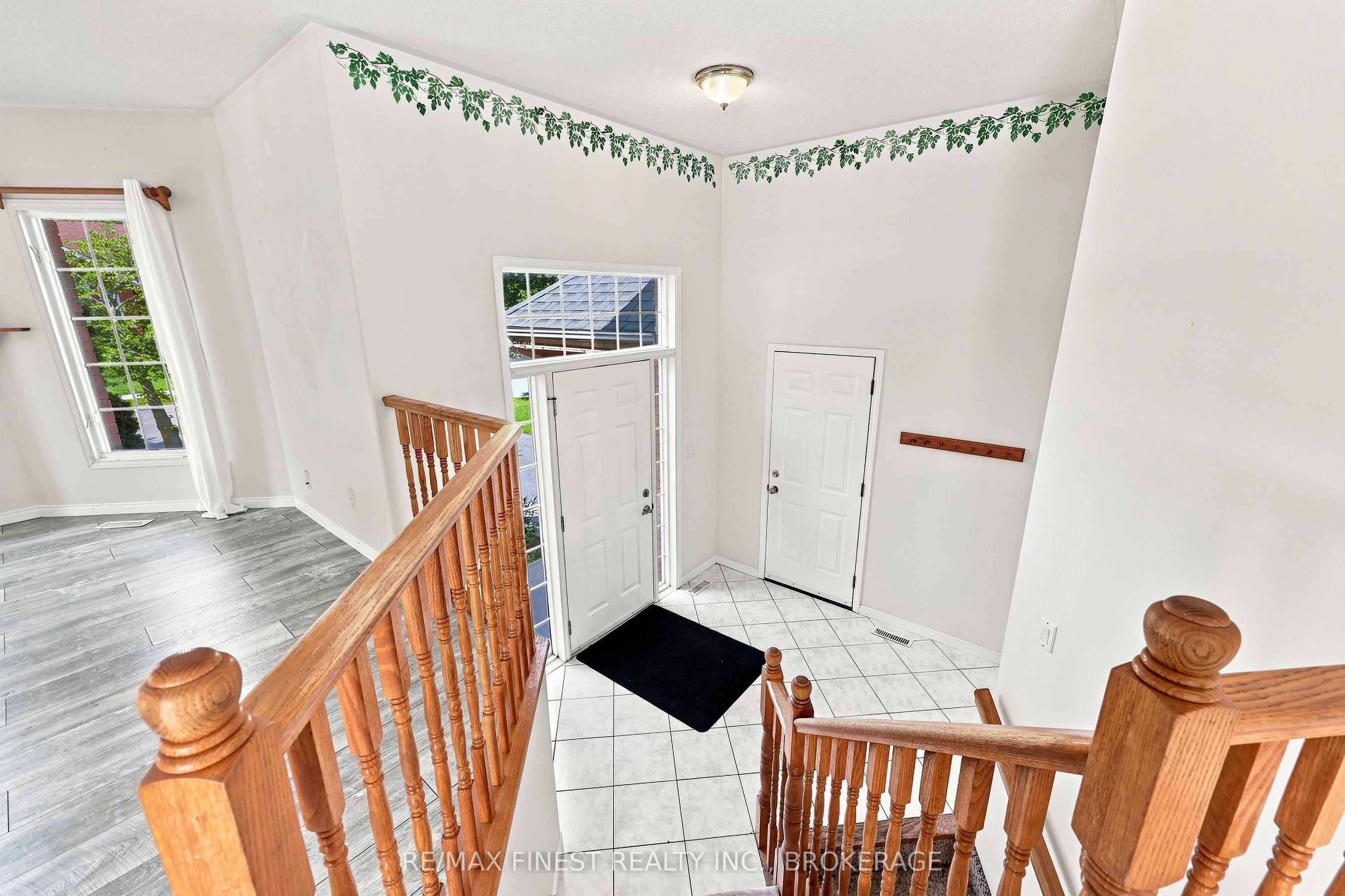 416 Sheila Court Property Photo 11