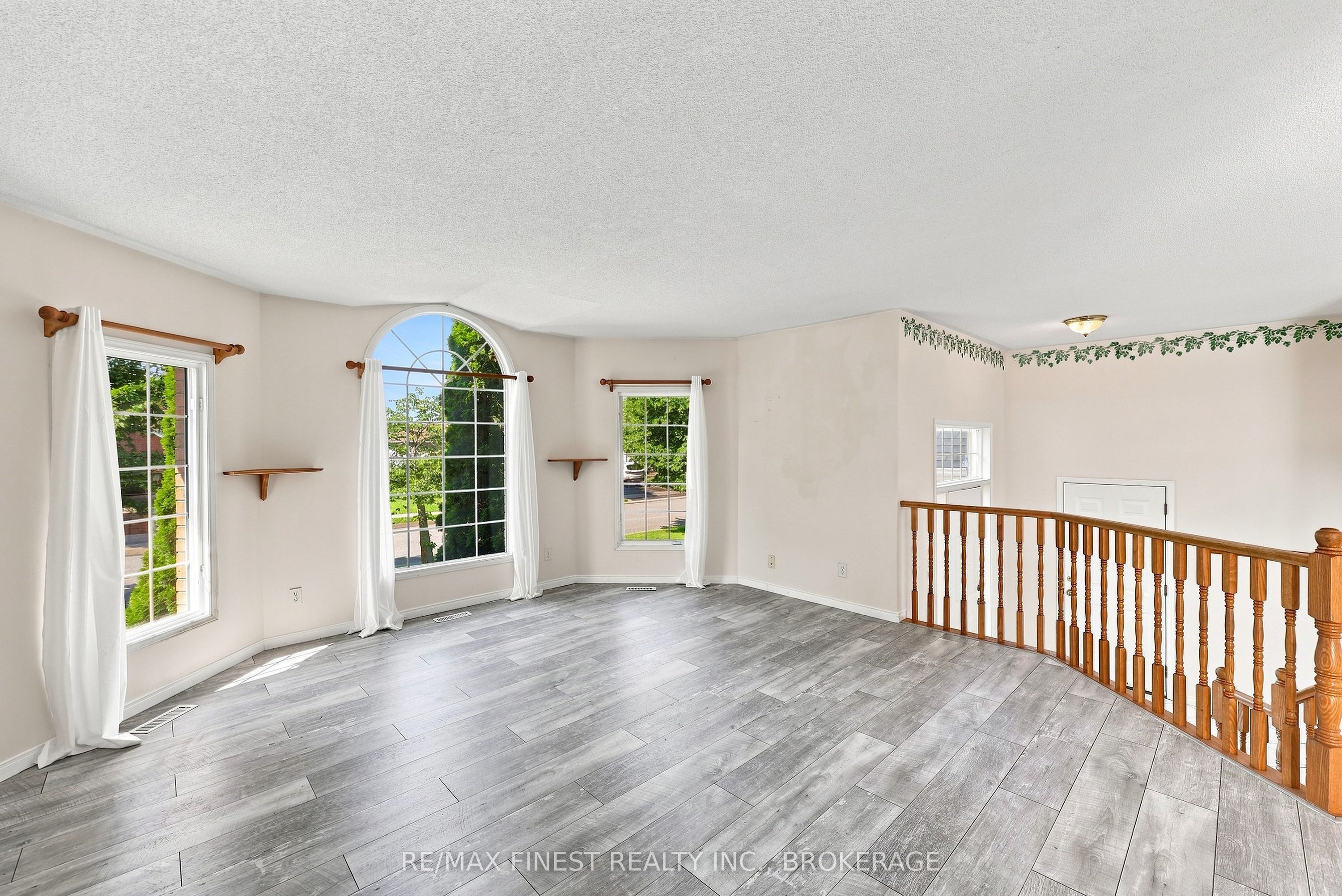 416 Sheila Court Property Photo 15