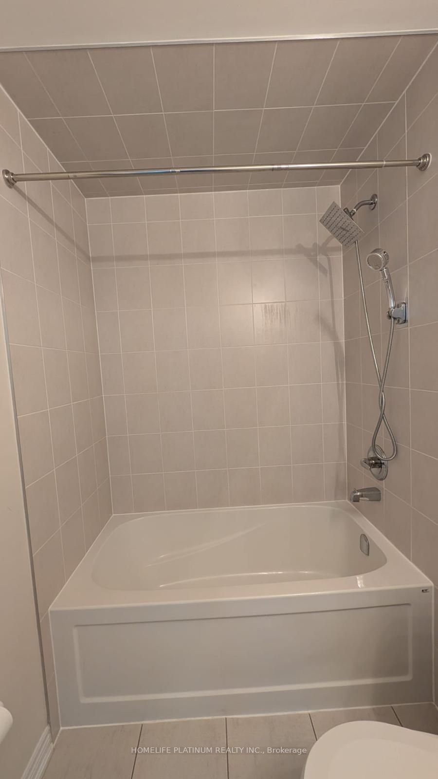 120 Watson Parkway 5 Property Photo 8