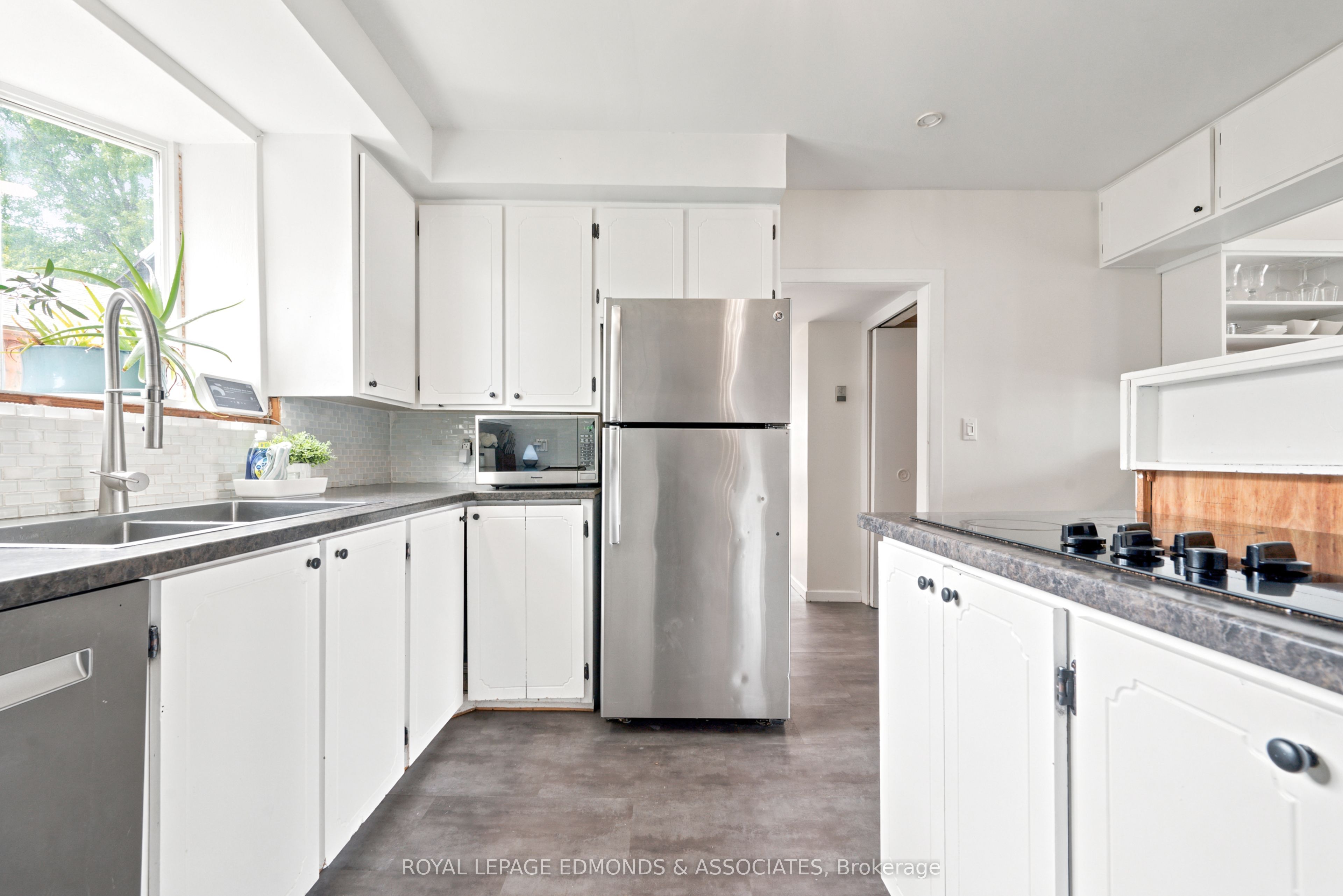 734 Front Street Property Photo 18