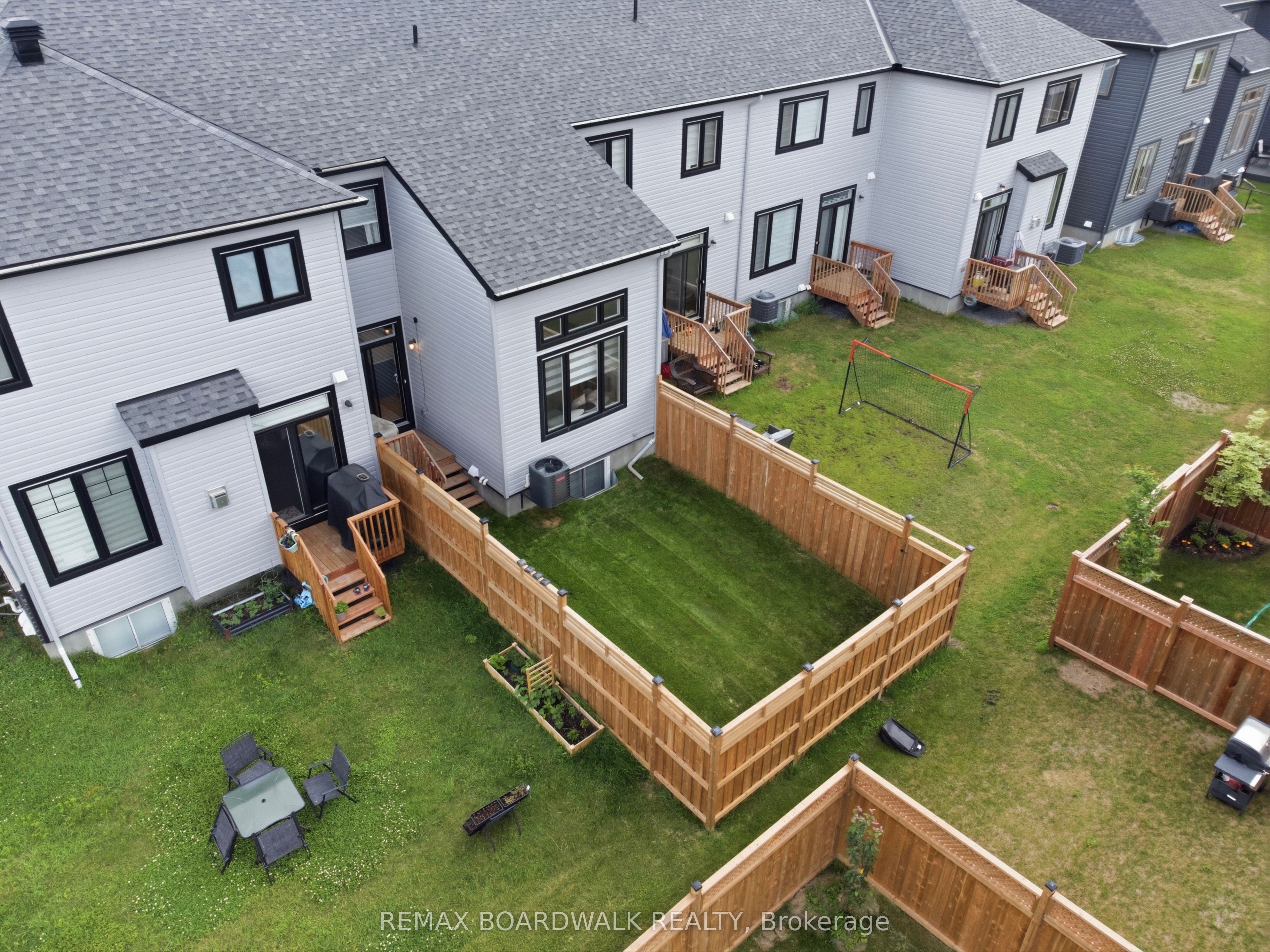102 Patchell Place Property Photo 34