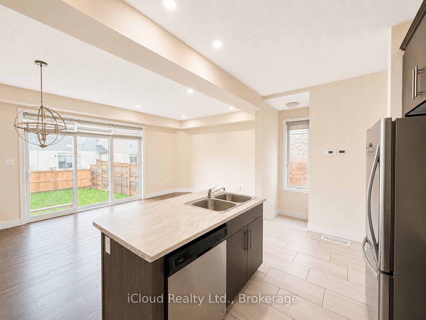 527 Chelton Road Property Photo 15