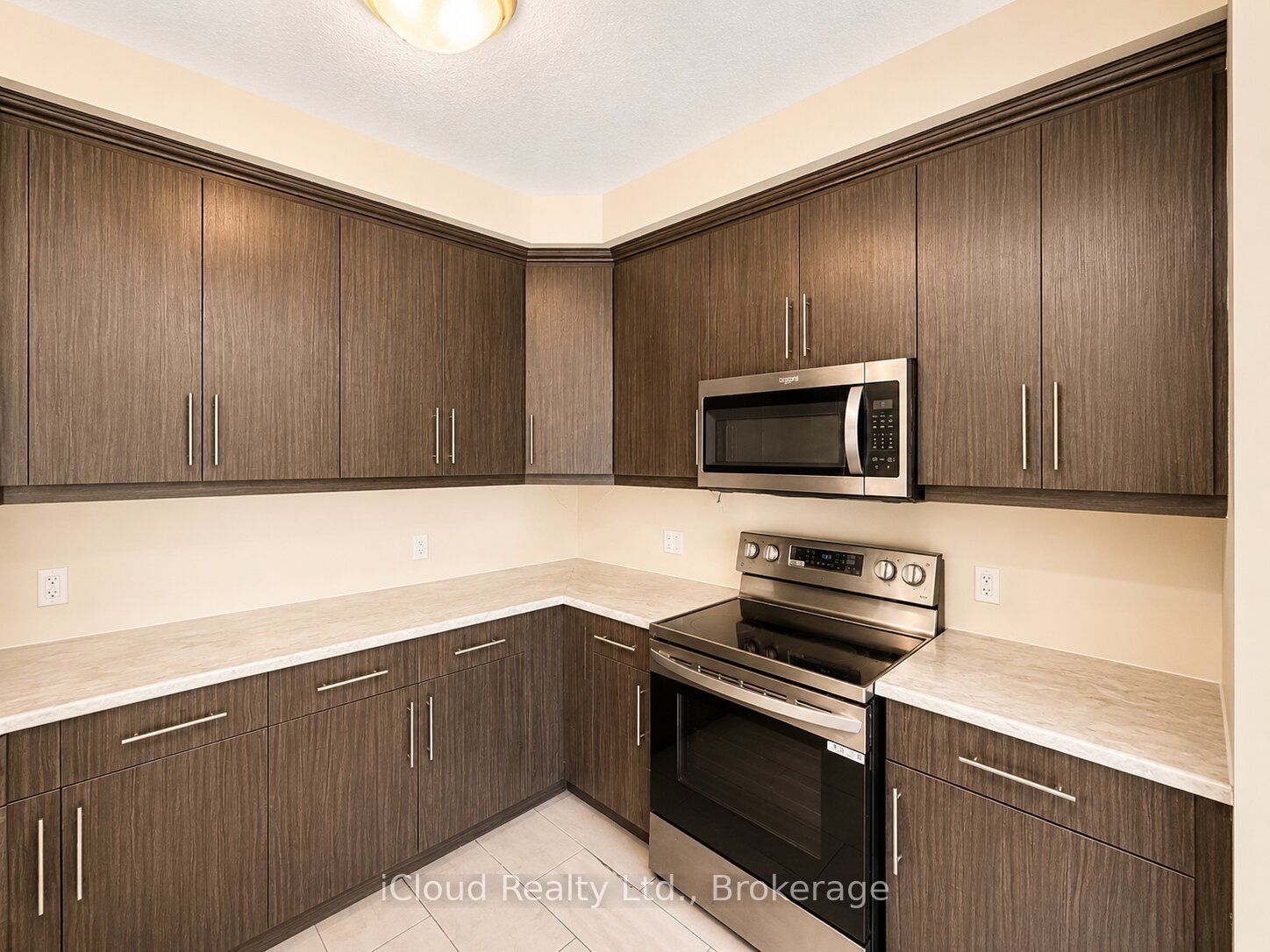 527 Chelton Road Property Photo 19