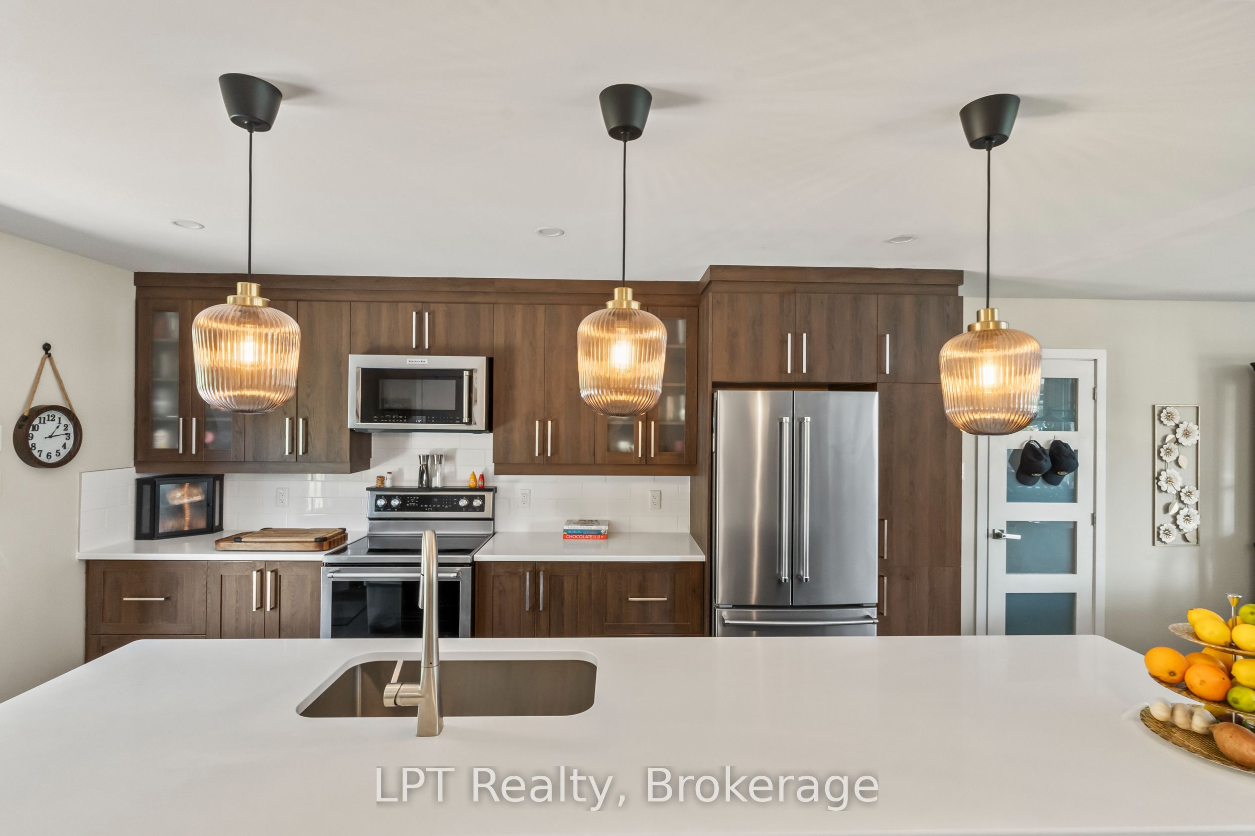 61 Pinewood Boulevard Property Photo 15