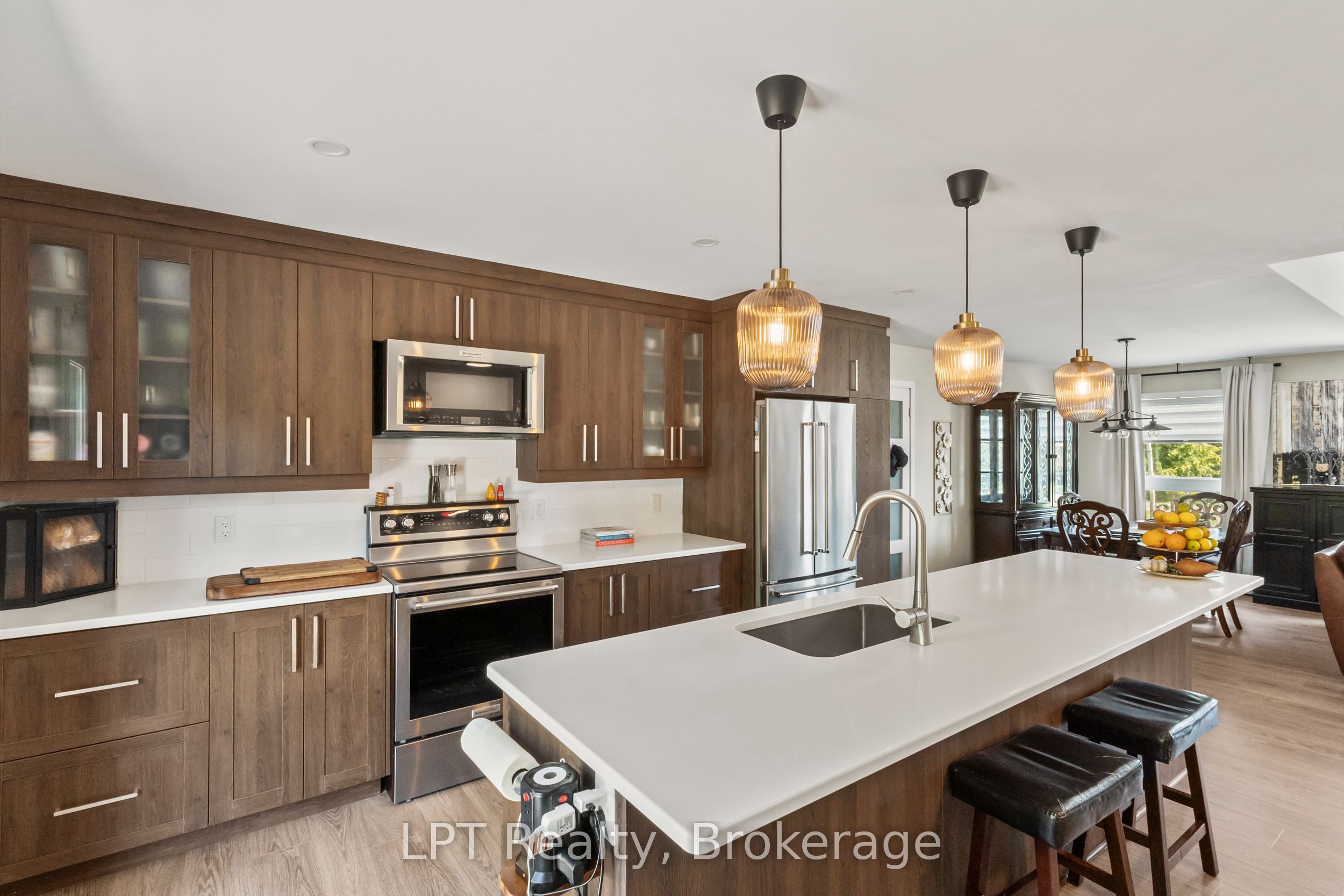 61 Pinewood Boulevard Property Photo 16