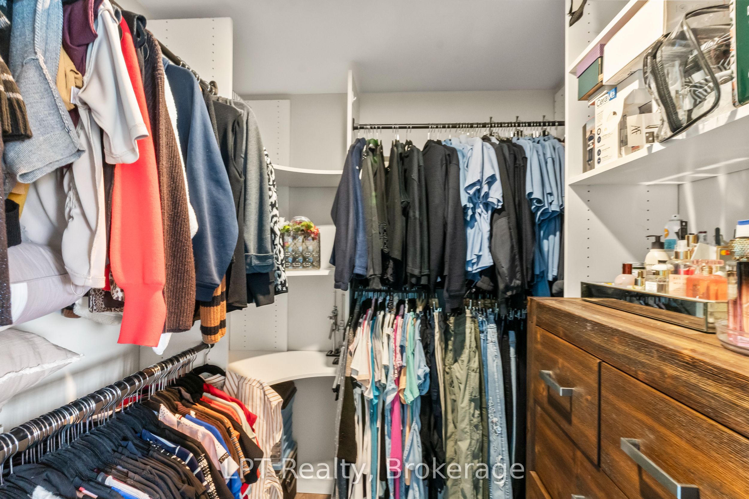 61 Pinewood Boulevard Property Photo 23