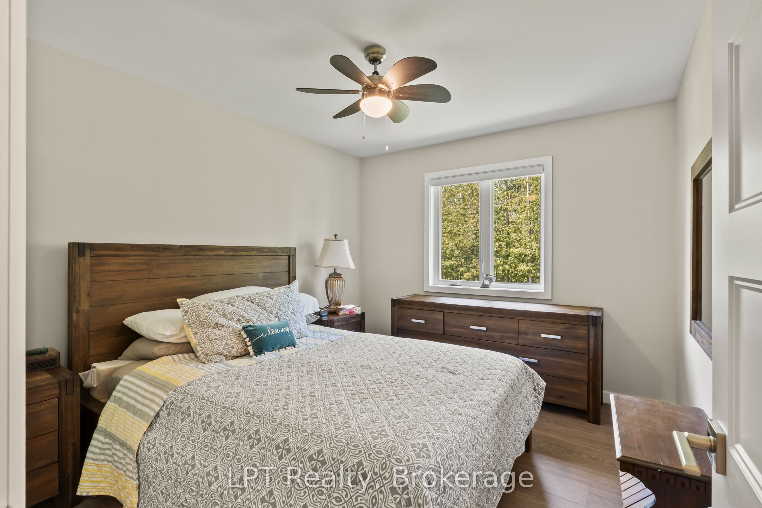 61 Pinewood Boulevard Property Photo 27