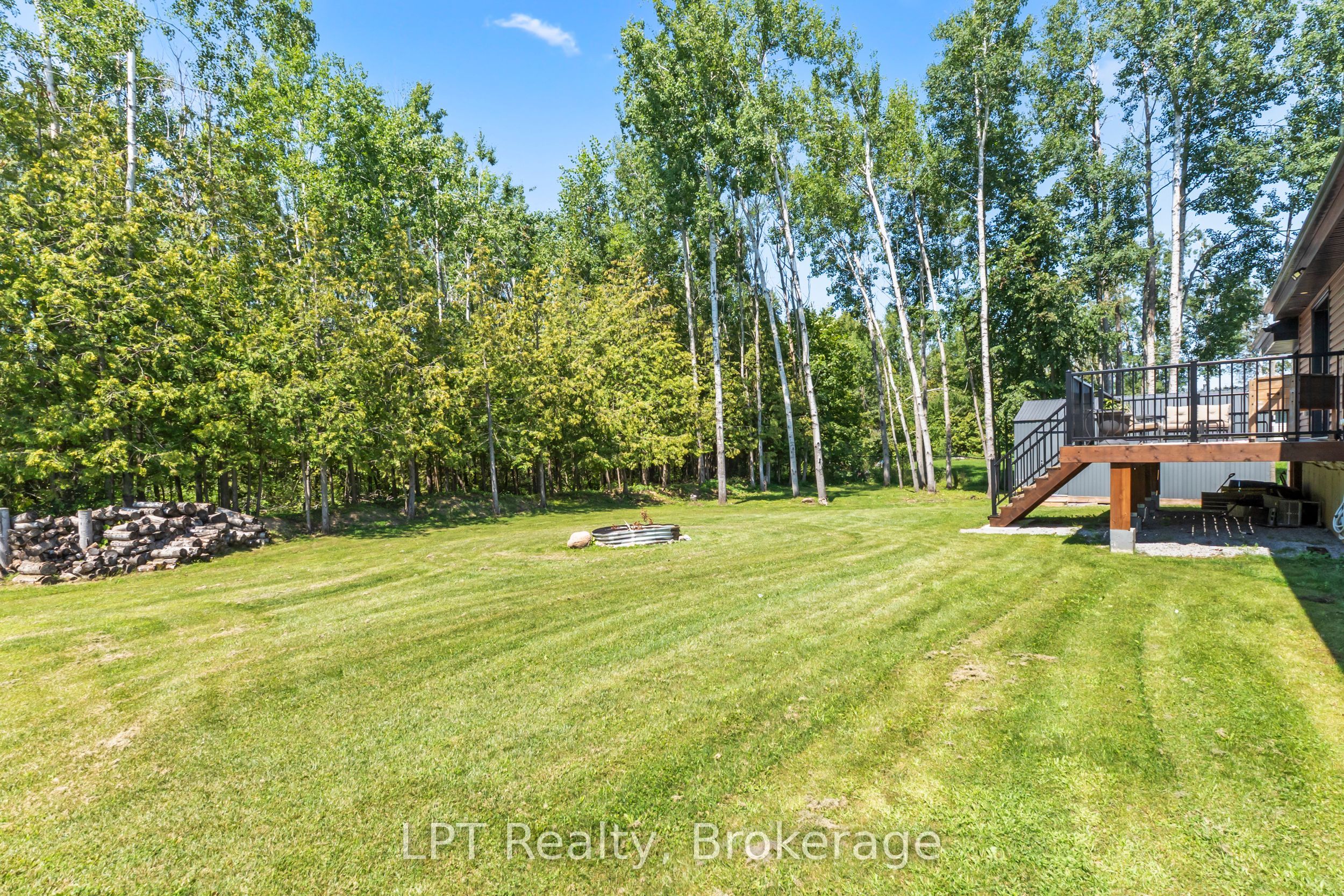 61 Pinewood Boulevard Property Photo 45