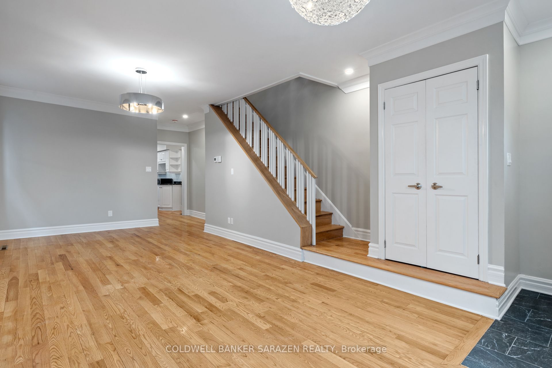 447 Green Avenue Property Photo 4