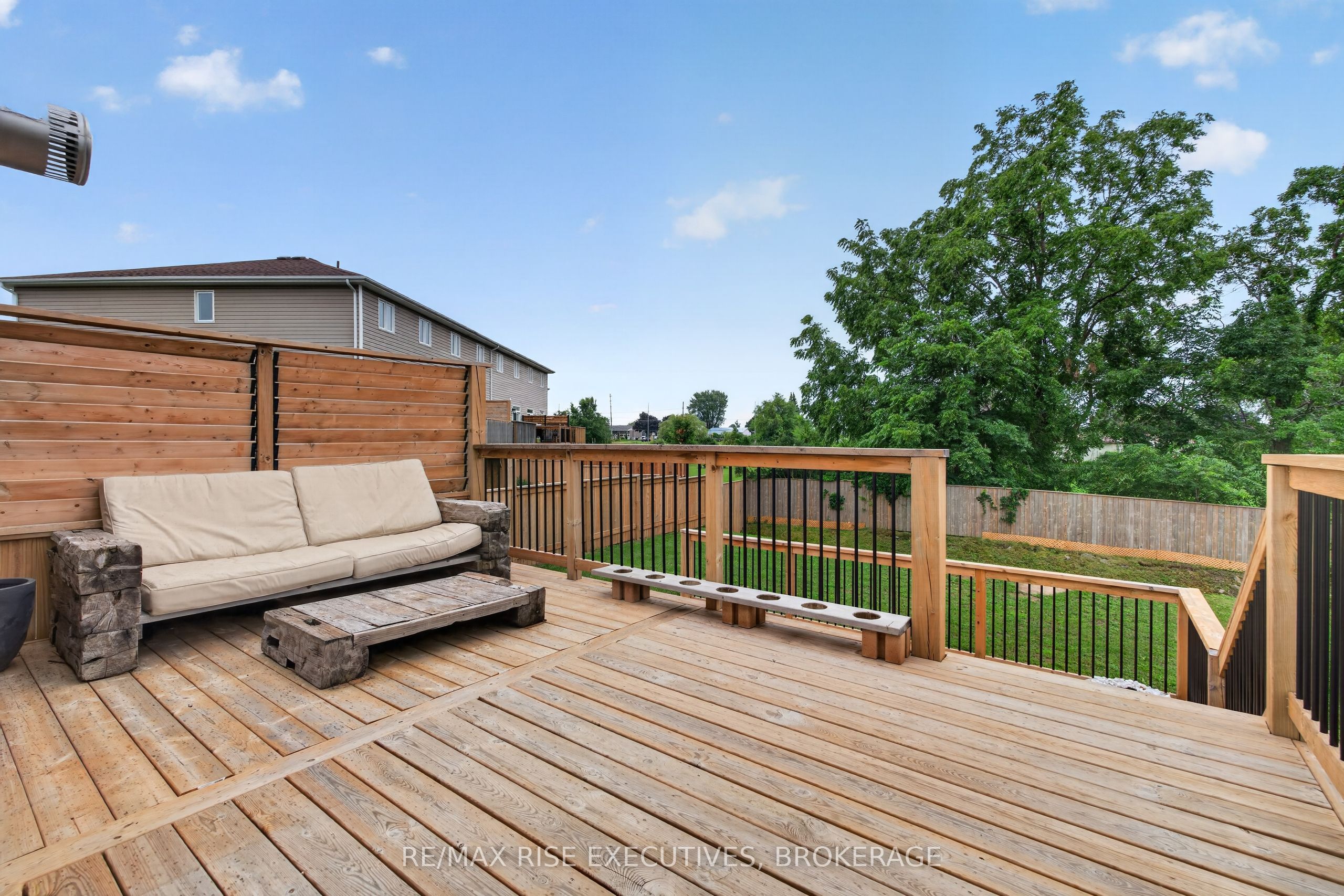 1237 Carfa Crescent Property Photo 36