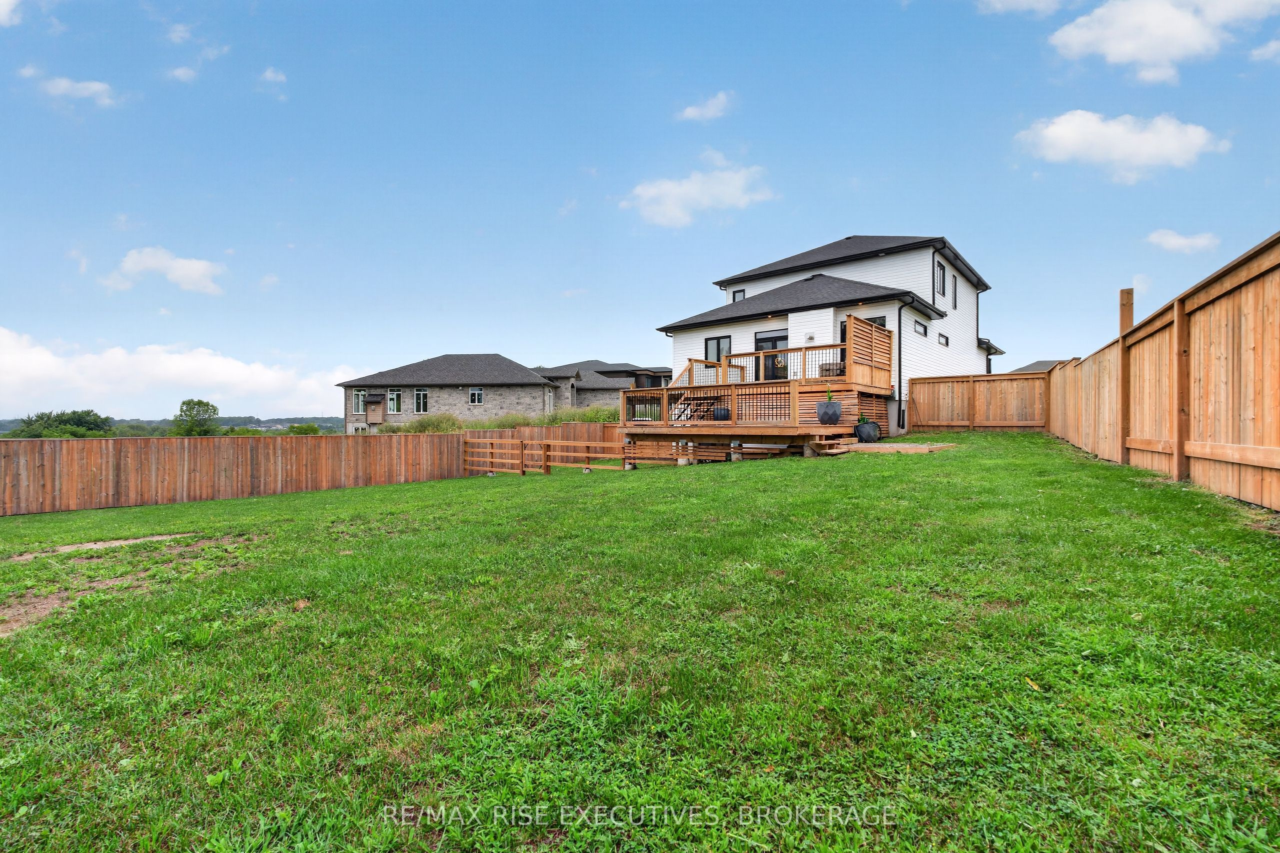 1237 Carfa Crescent Property Photo 41