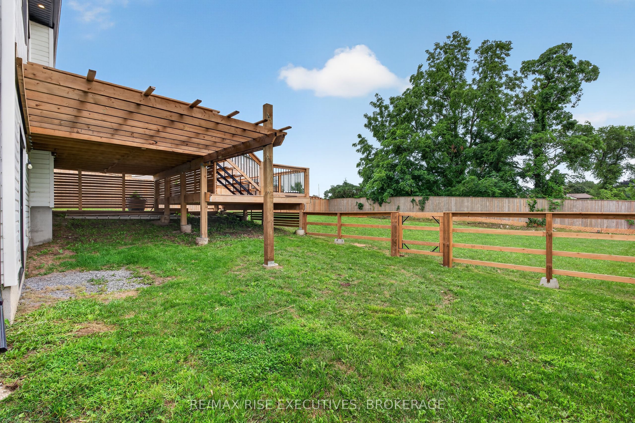 1237 Carfa Crescent Property Photo 42