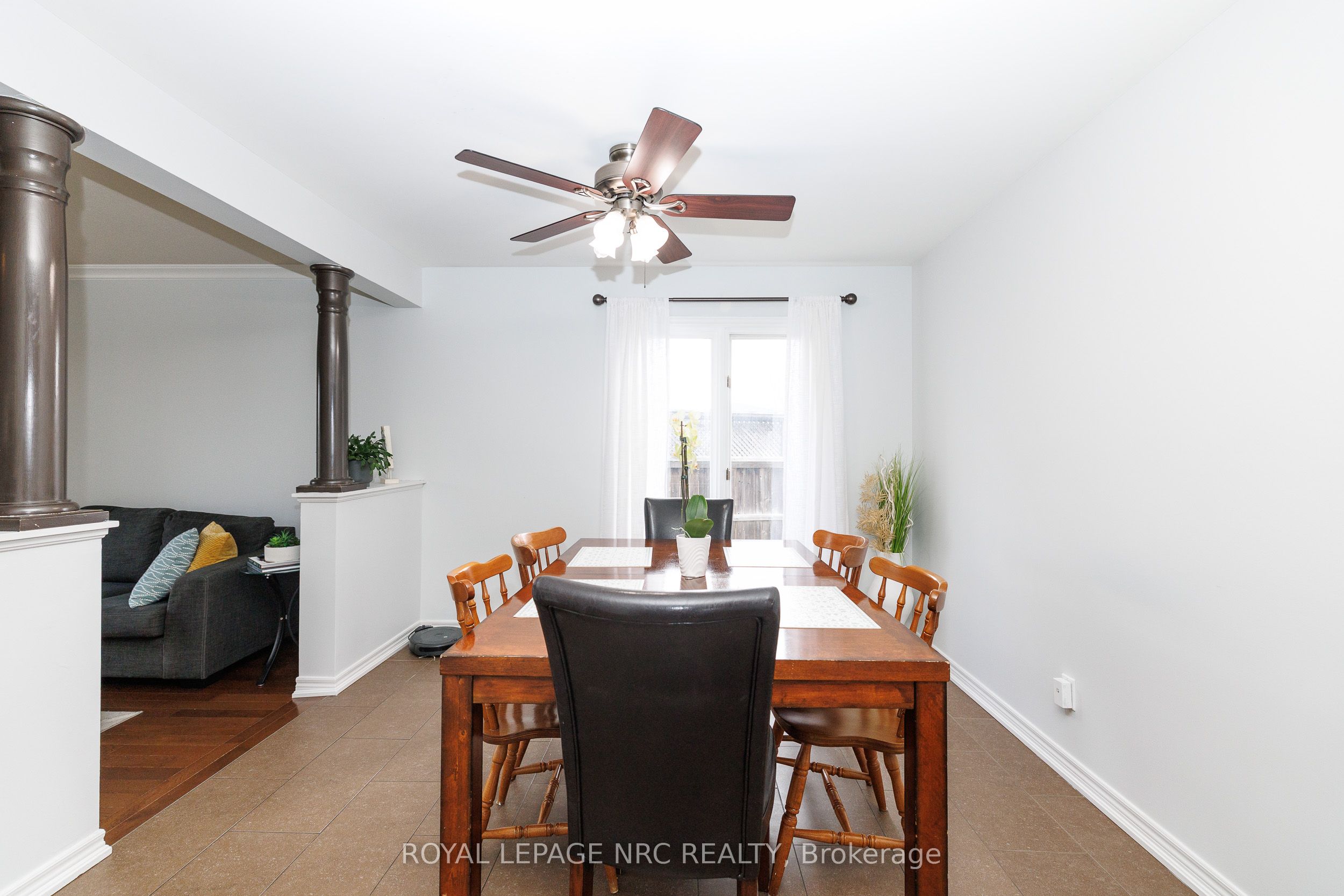 16 Leonard Drive Property Photo 5