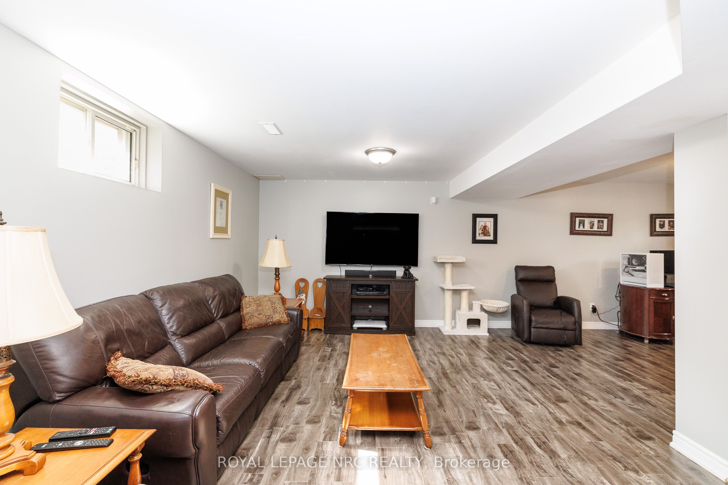 16 Leonard Drive Property Photo 16