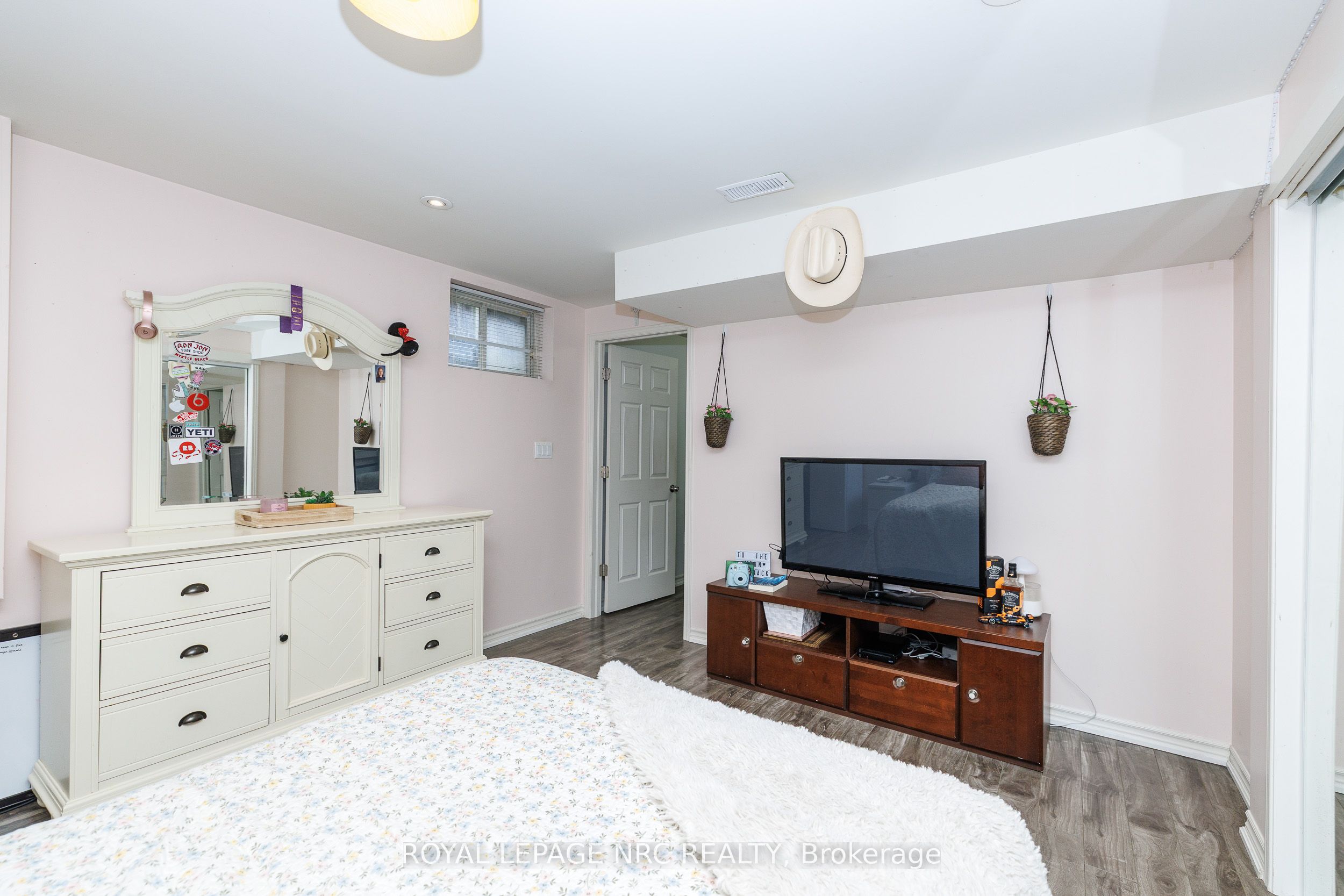 16 Leonard Drive Property Photo 19