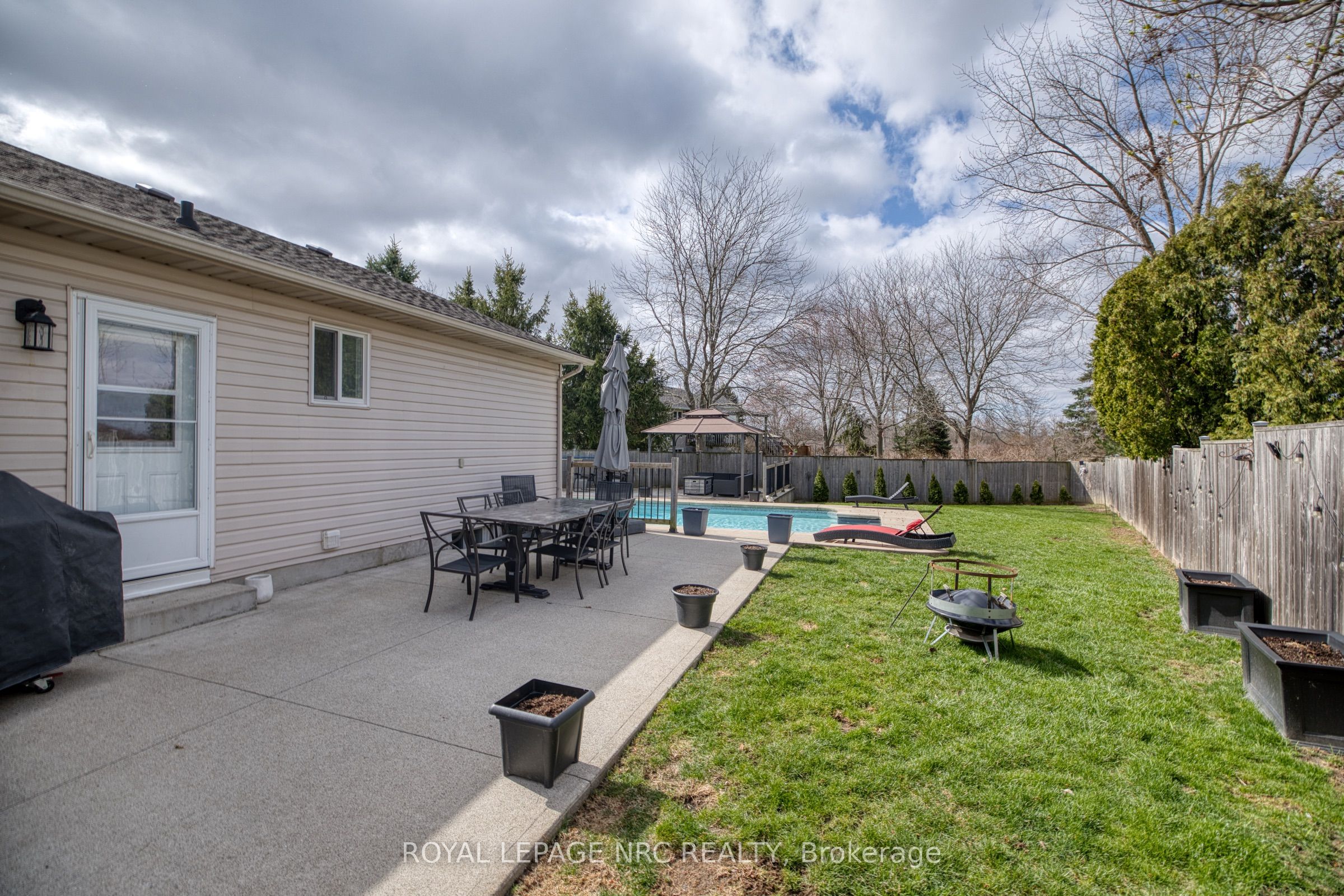 16 Leonard Drive Property Photo 31