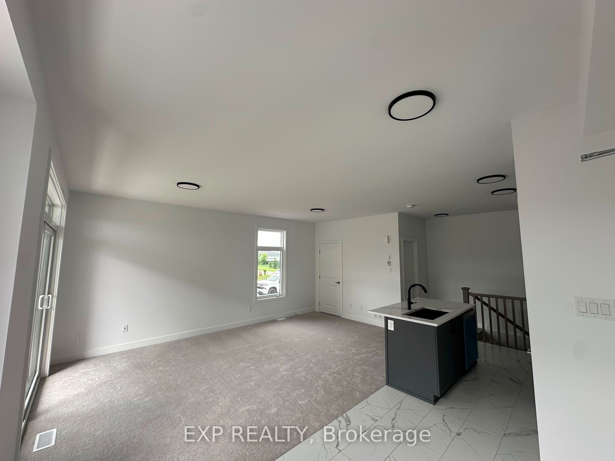 1055 Cedar Creek Drive J Property Photo 6
