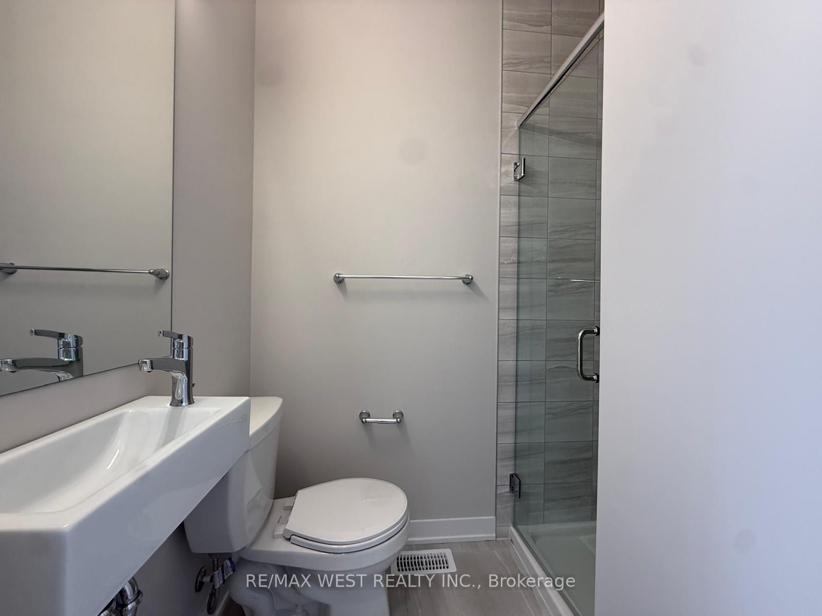 797 Utopie Private Property Photo 10