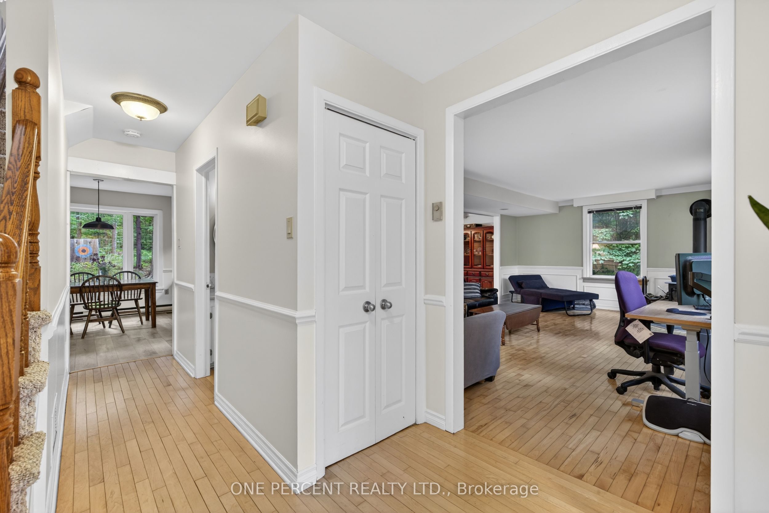 1054 Wolf Grove Road Property Photo 4
