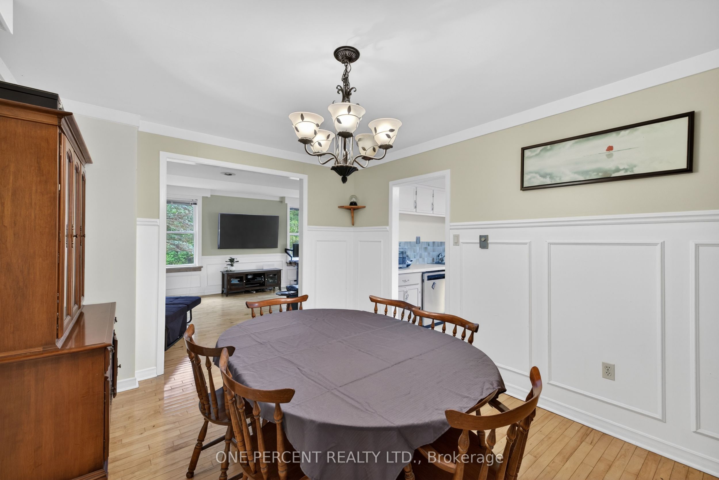 1054 Wolf Grove Road Property Photo 8