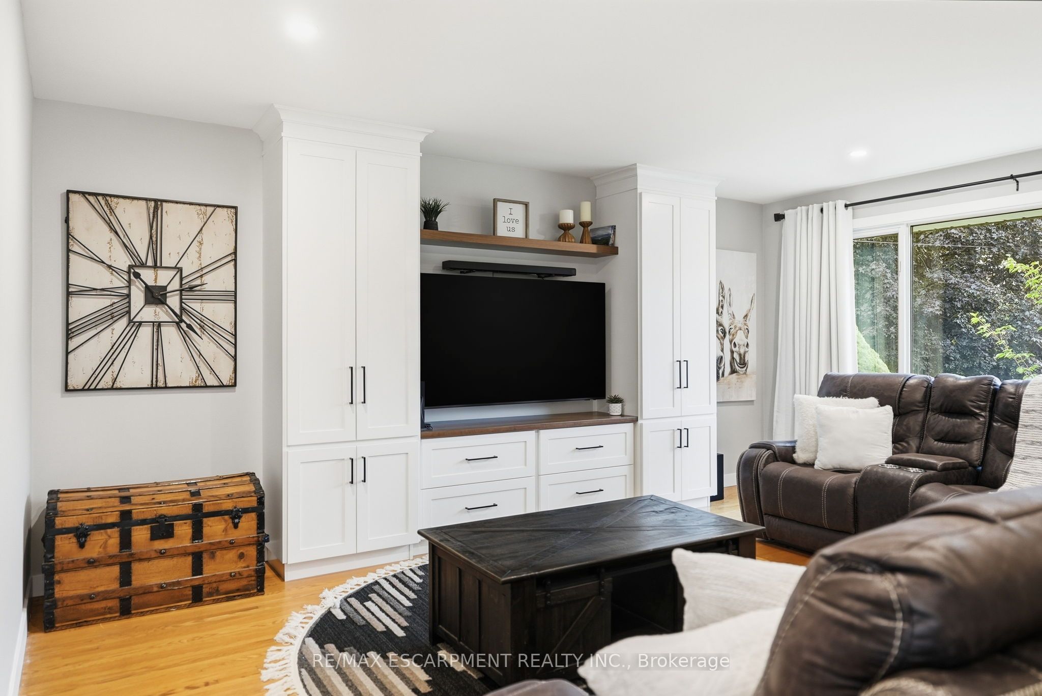 10 Taylor Crescent Property Photo 6