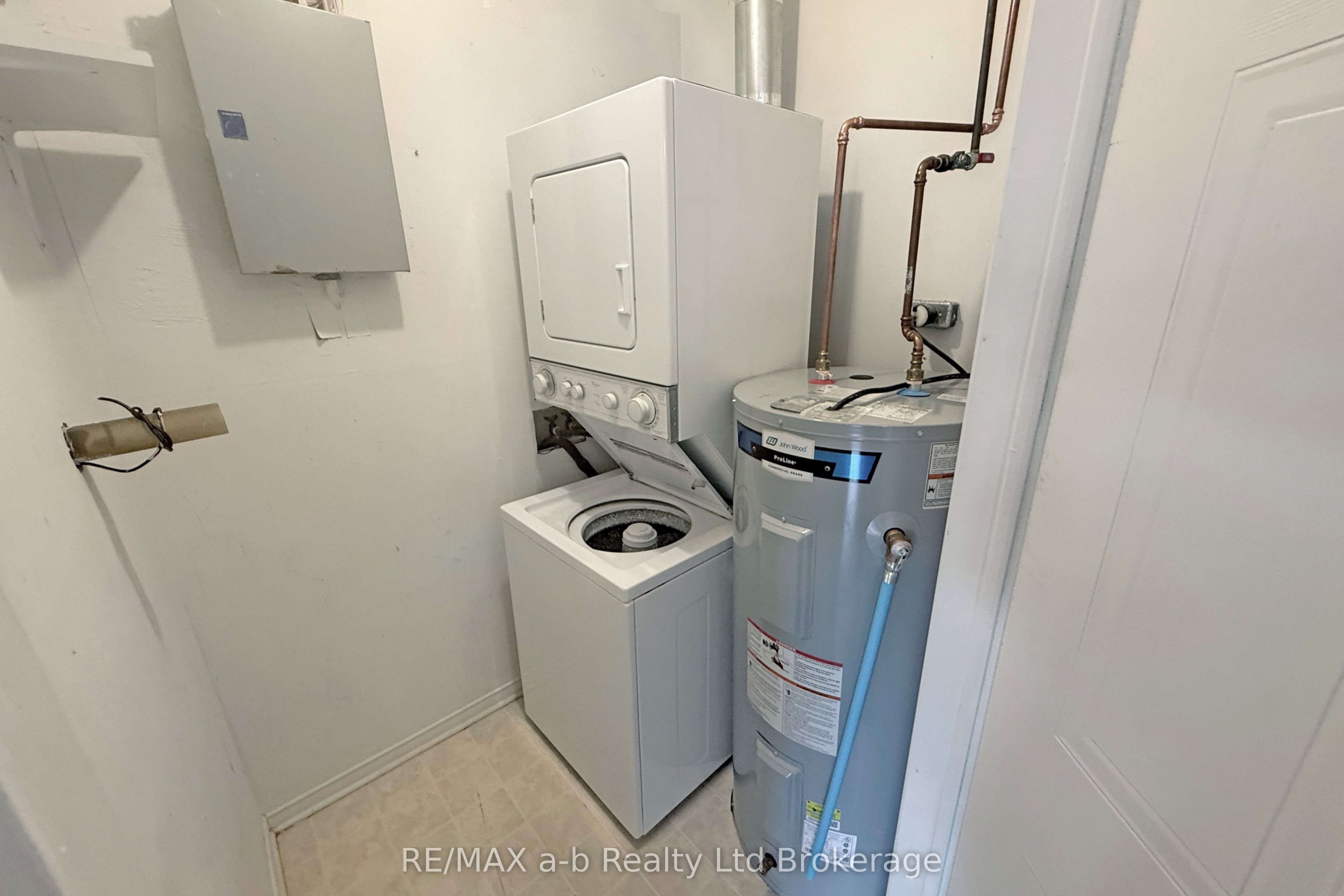 64 Hiawatha Road 36 Property Photo 26