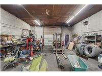 25 Kenmore Avenue Property Photo 15