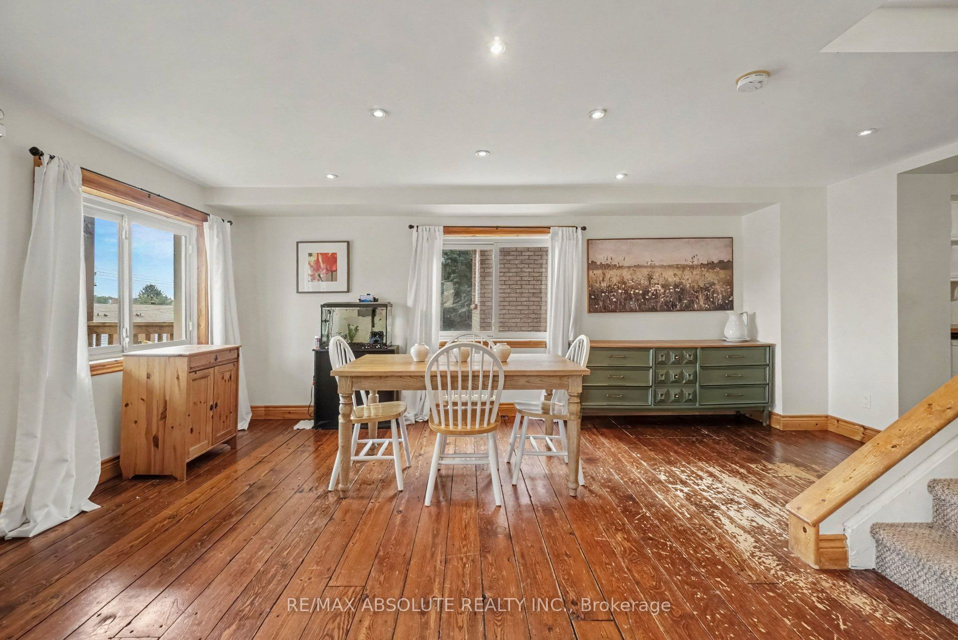 246 Albert Street Property Photo 8