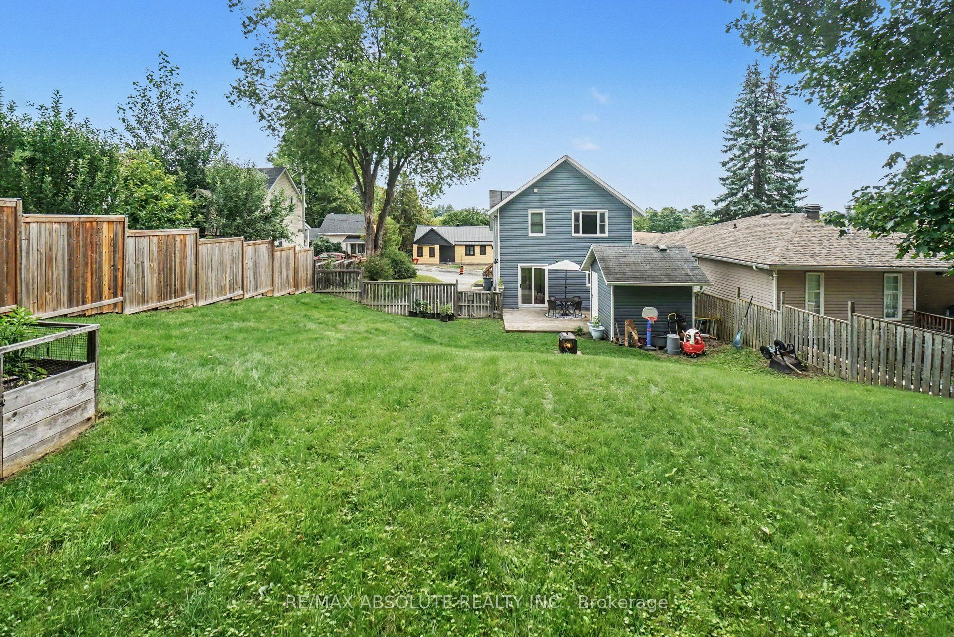 246 Albert Street Property Photo 29
