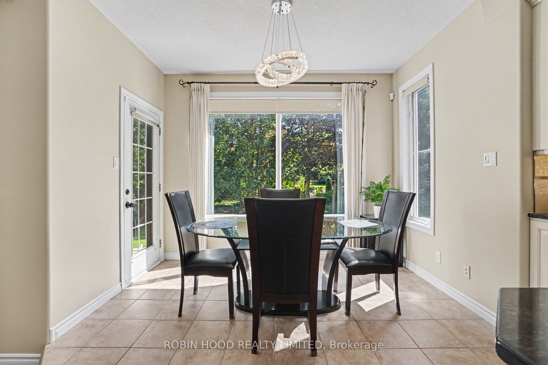 92 Broughton Street Property Photo 13