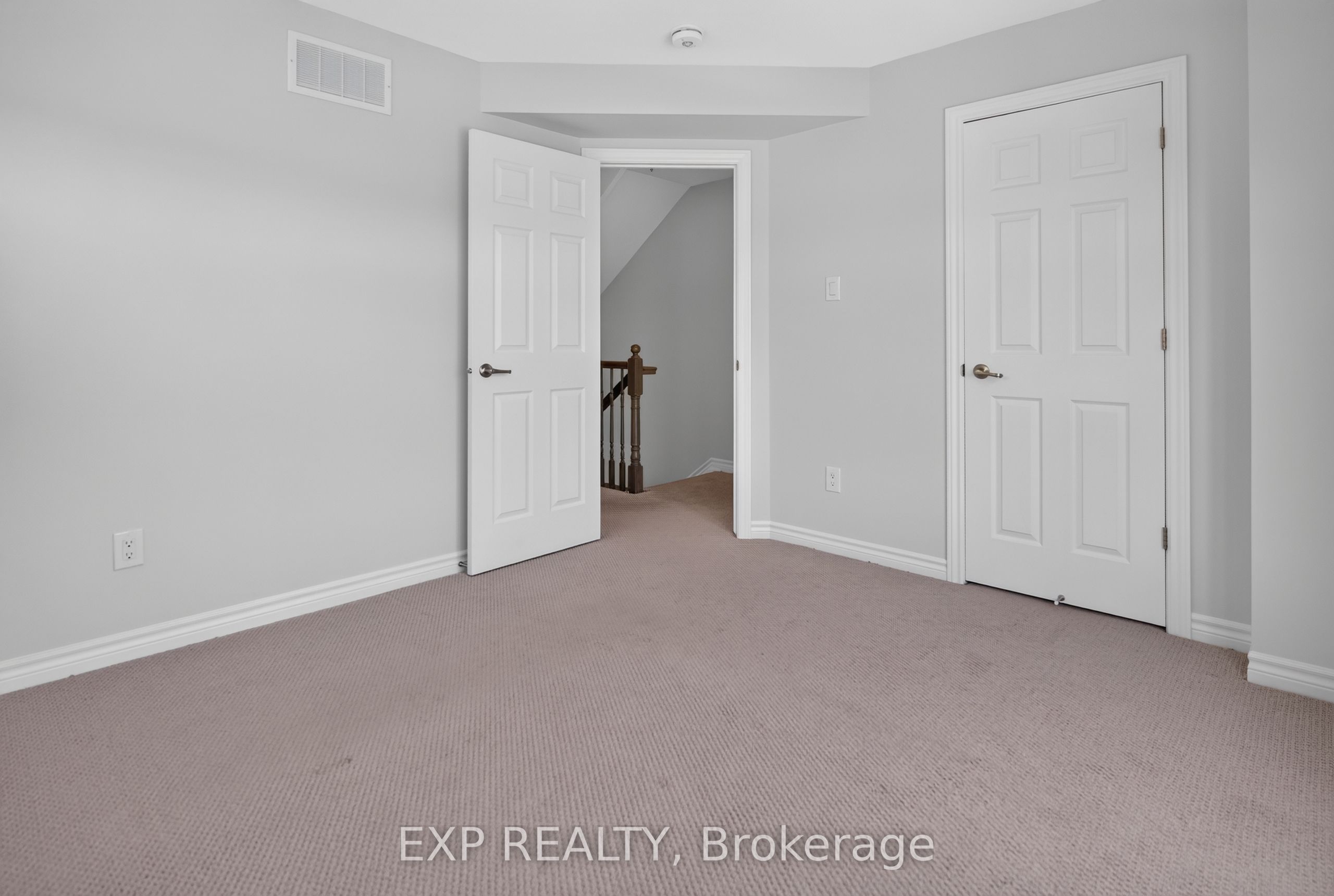 1440 Hemlock Road Property Photo 21