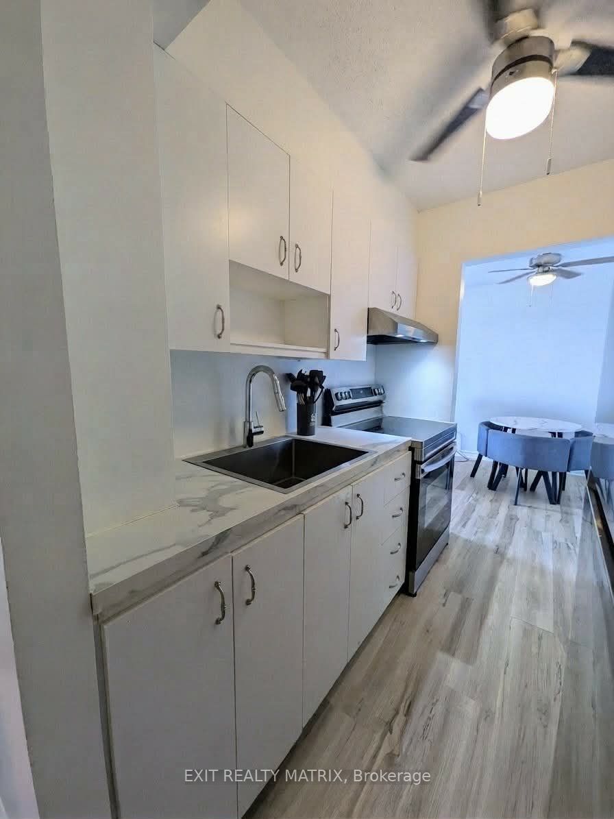 2041 Arrowsmith Drive 402c Property Photo 2