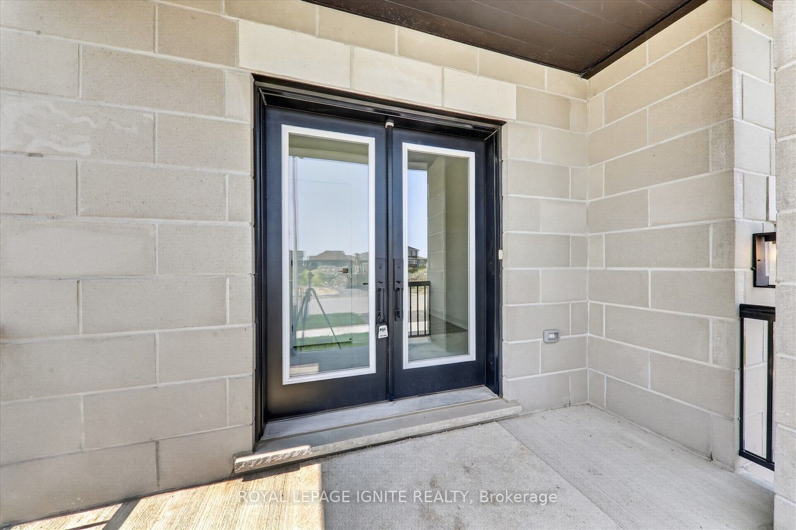 58 Dusenbury Drive Property Photo 8