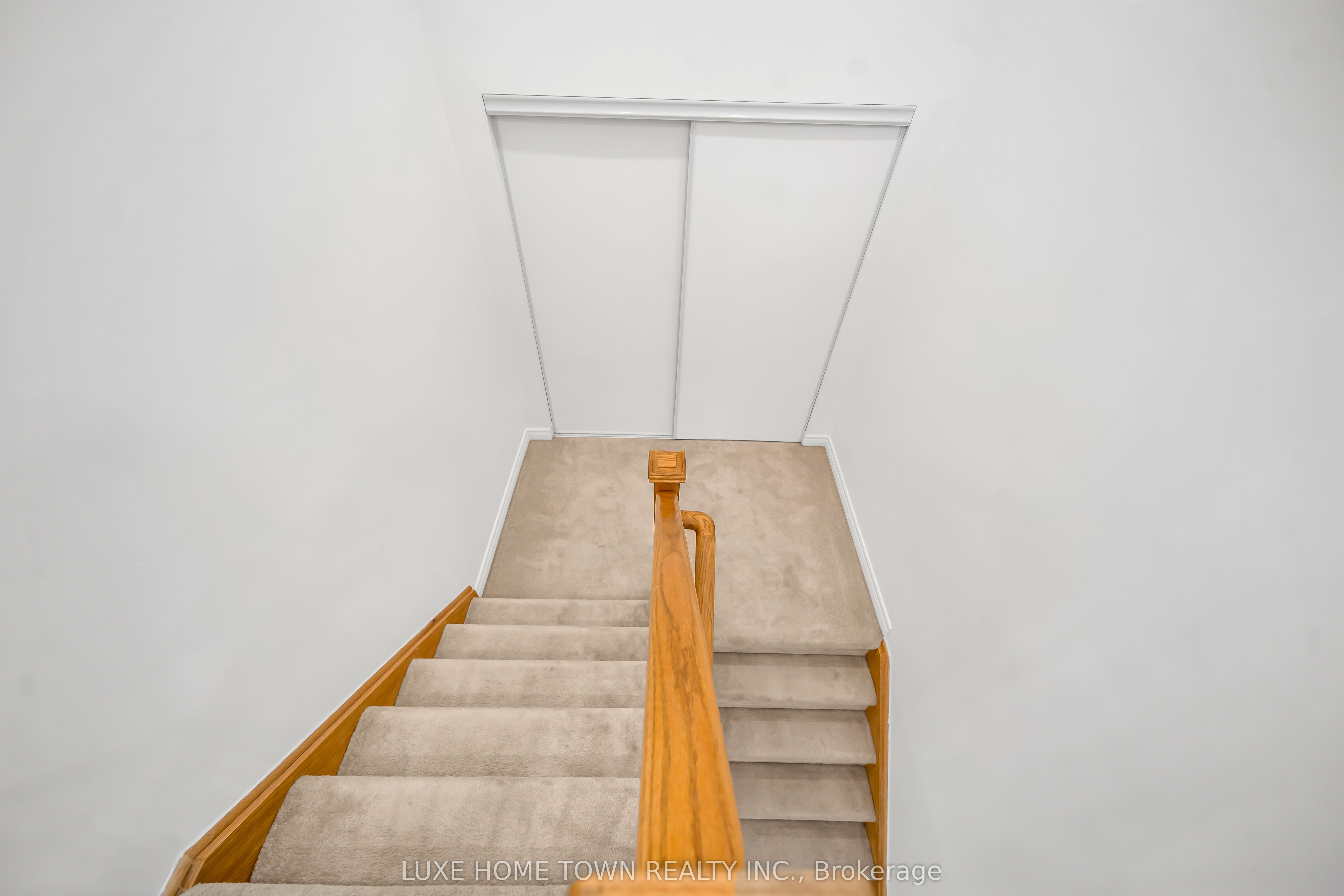 19 Findlay Way Property Photo 38