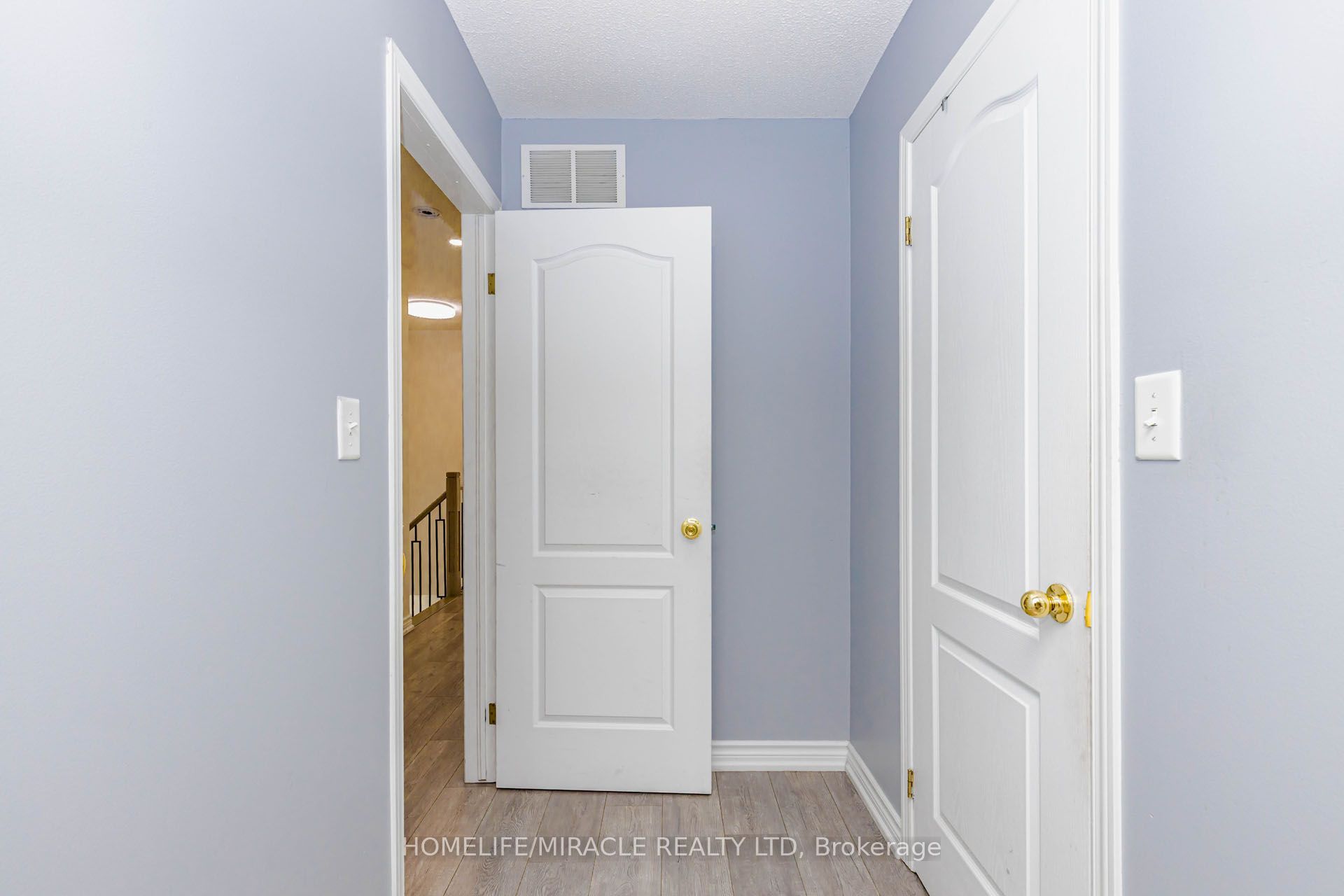 36 Tidemore Heights Property Photo 28