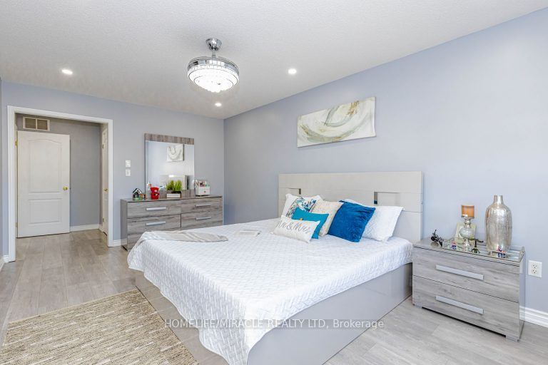 36 Tidemore Heights Property Photo 29