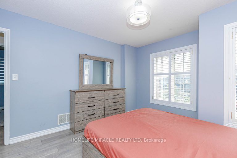 36 Tidemore Heights Property Photo 37